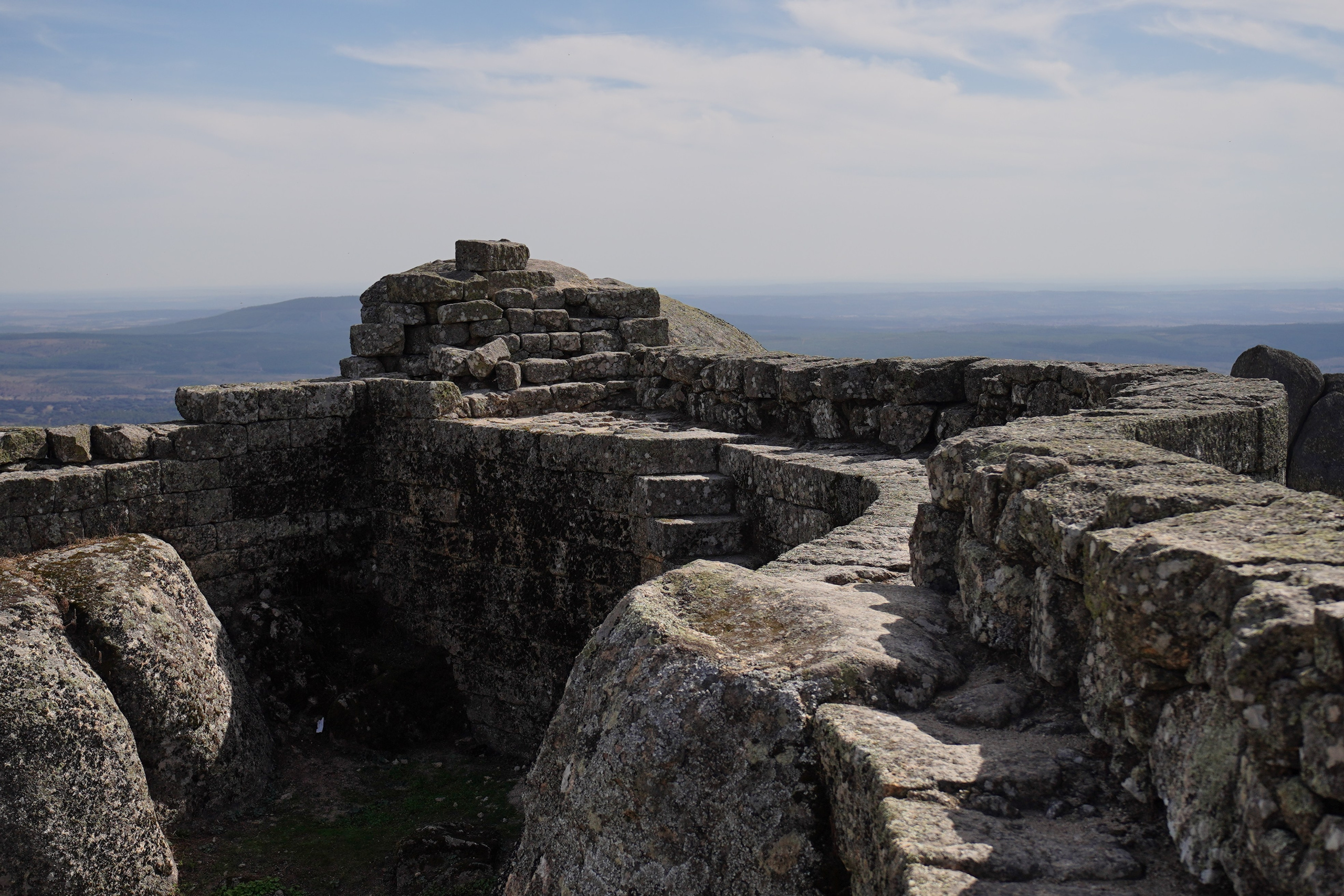 Монсанту — приключение в “самой португальской деревне” и наследие тамплиеров — Алмурол и Томар. Экскурсии по Португалии с гидом-фотографом на автомобиле и пешком