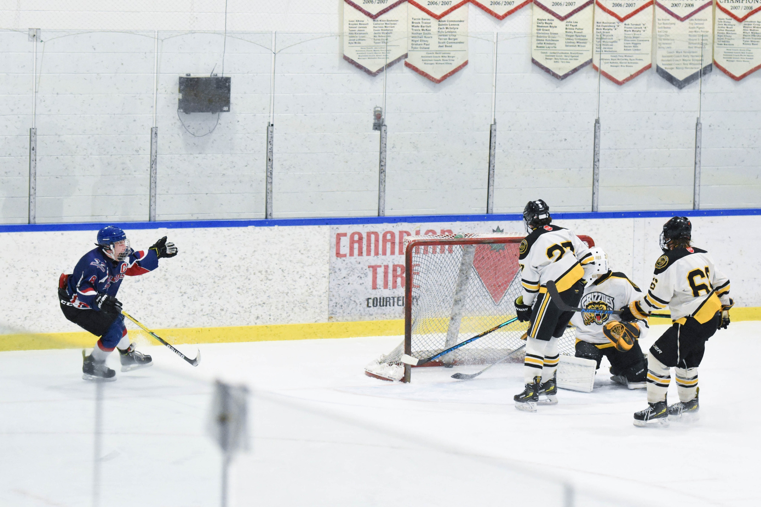 Ice Hockey. Jennifer Lai Media