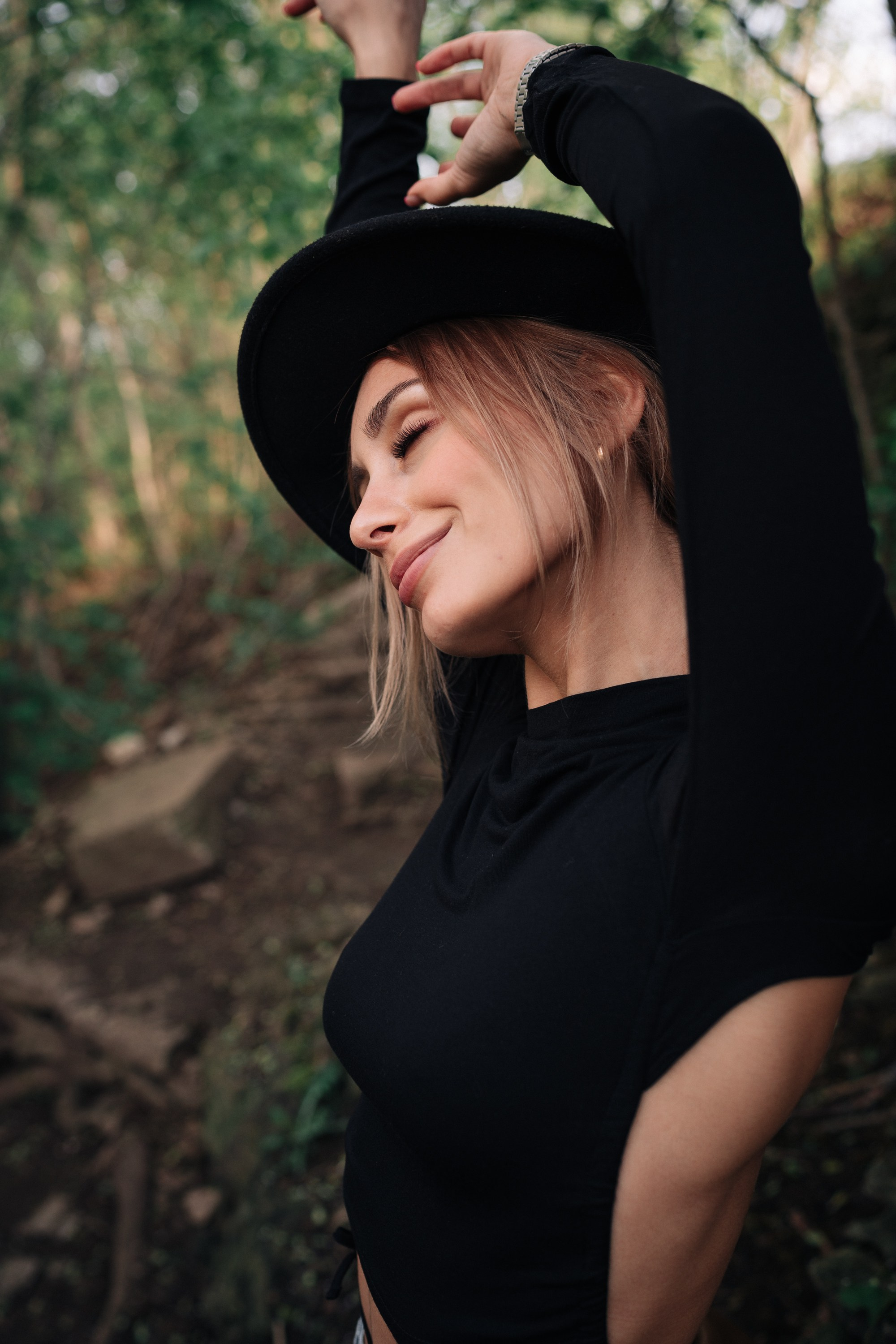 Hat, Coat, and Watch. Couple and Family Photographer in Tallinn, Sasha Kaloshin