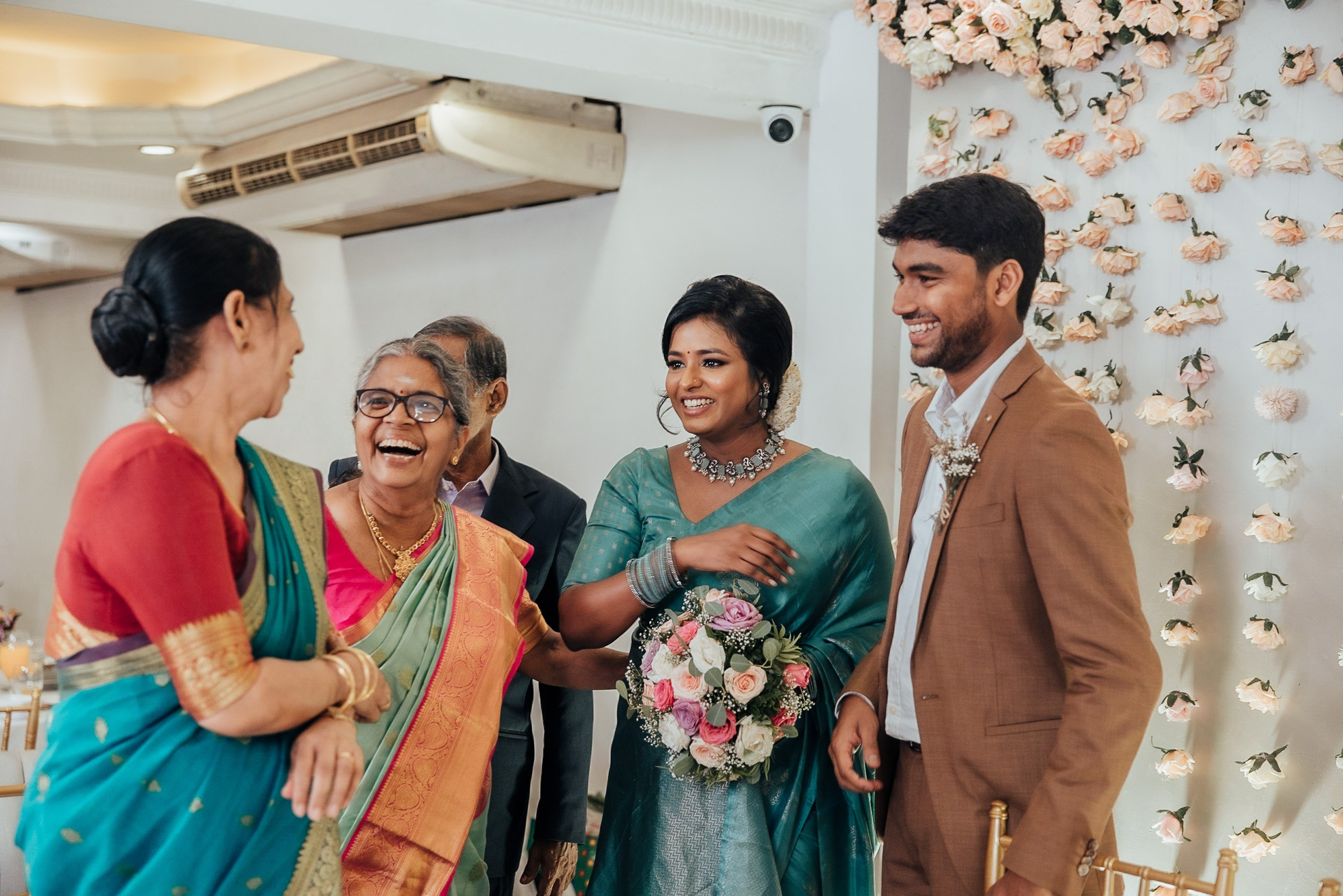 Top Tamil Wedding Photographer in Colombo | Ceylon Stories