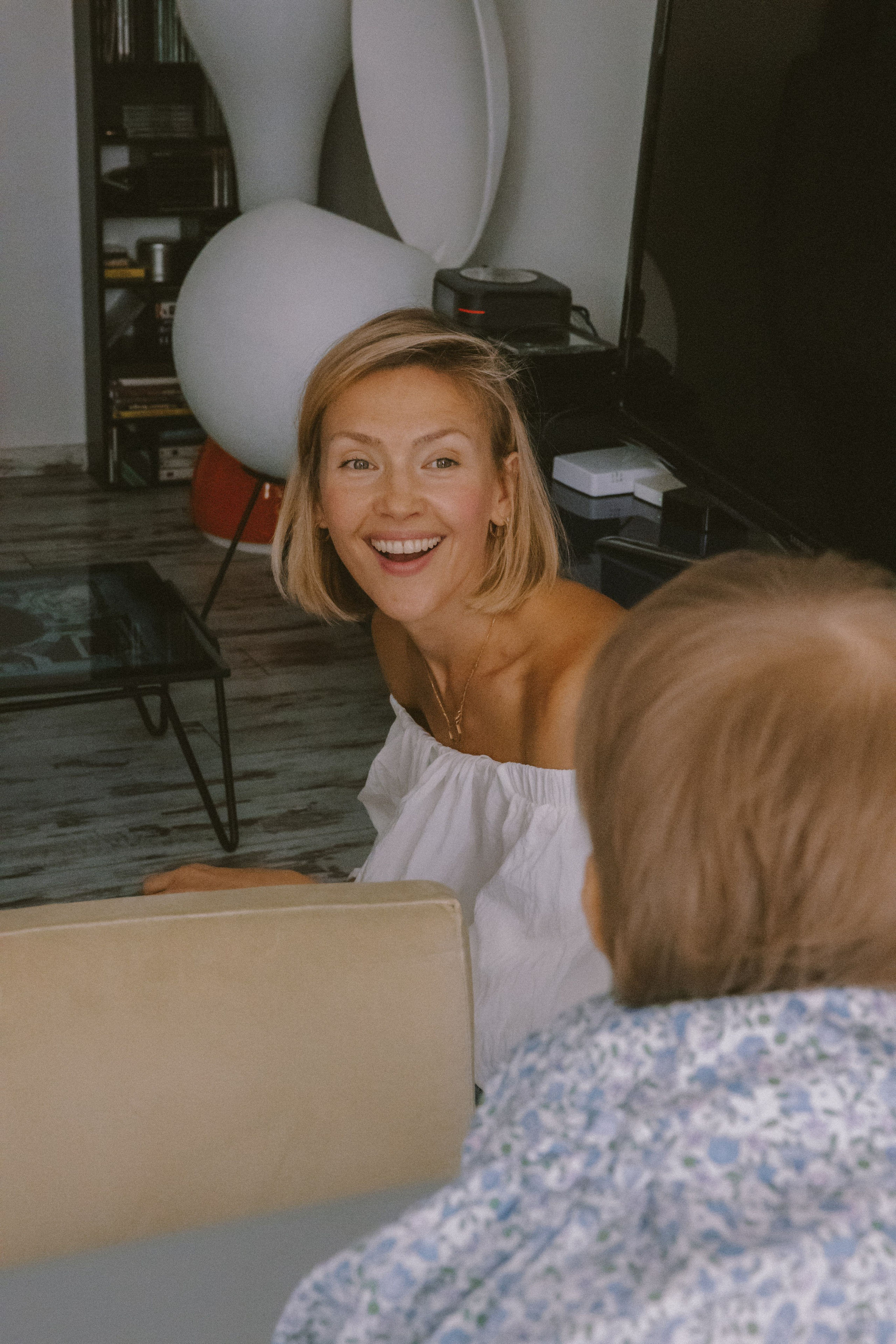 Family At Home Photoshoot in Paris | Natural Lifestyle Photography. Paris Wedding Photographer