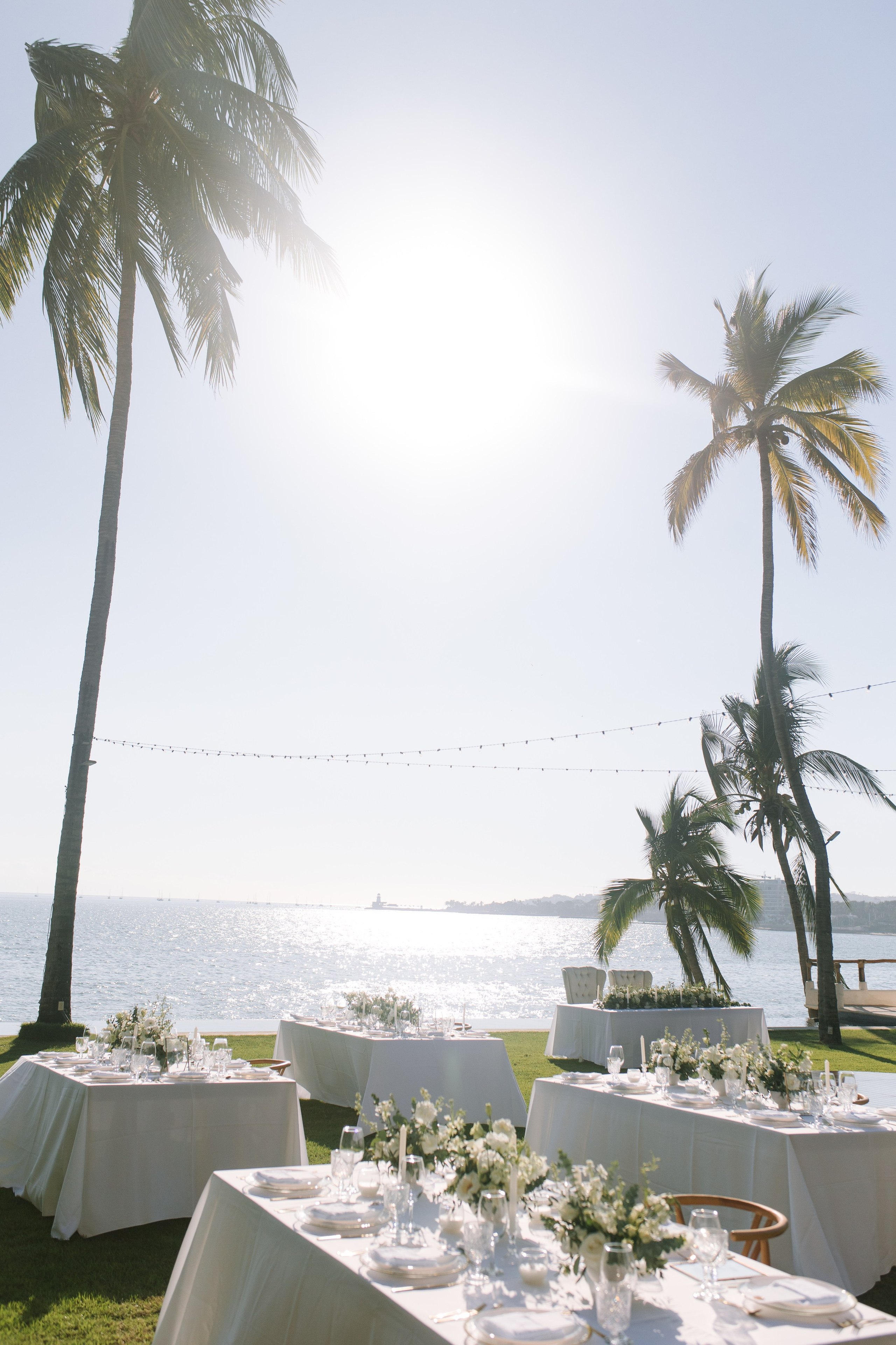 Martoca Beach Garden. Wedding photographer Mexico Sayulita Puerto Vallarta Punta Mita Cabo