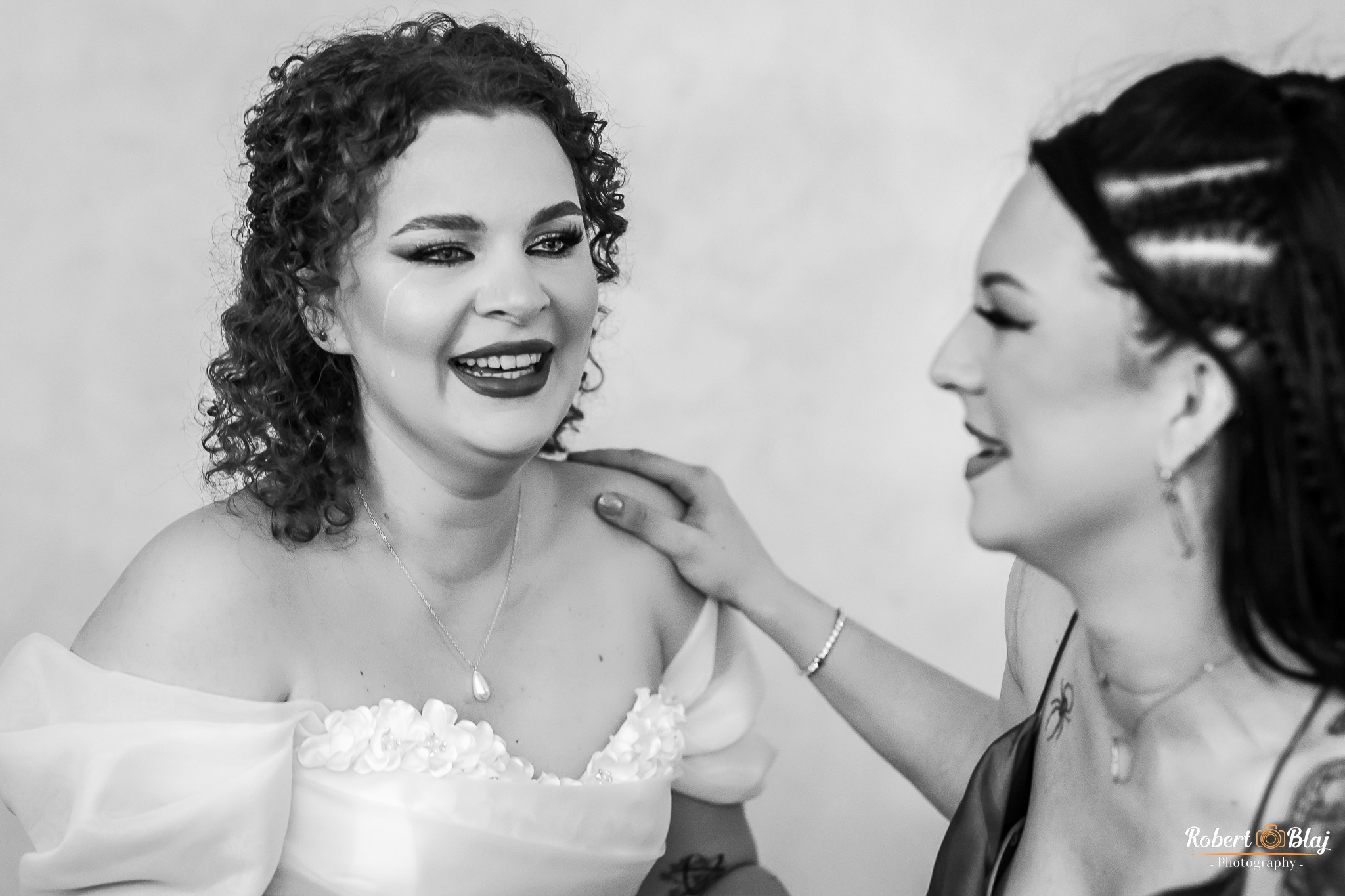 Iulia & Marian. Robert Blaj - Fotograf Nuntă Iași