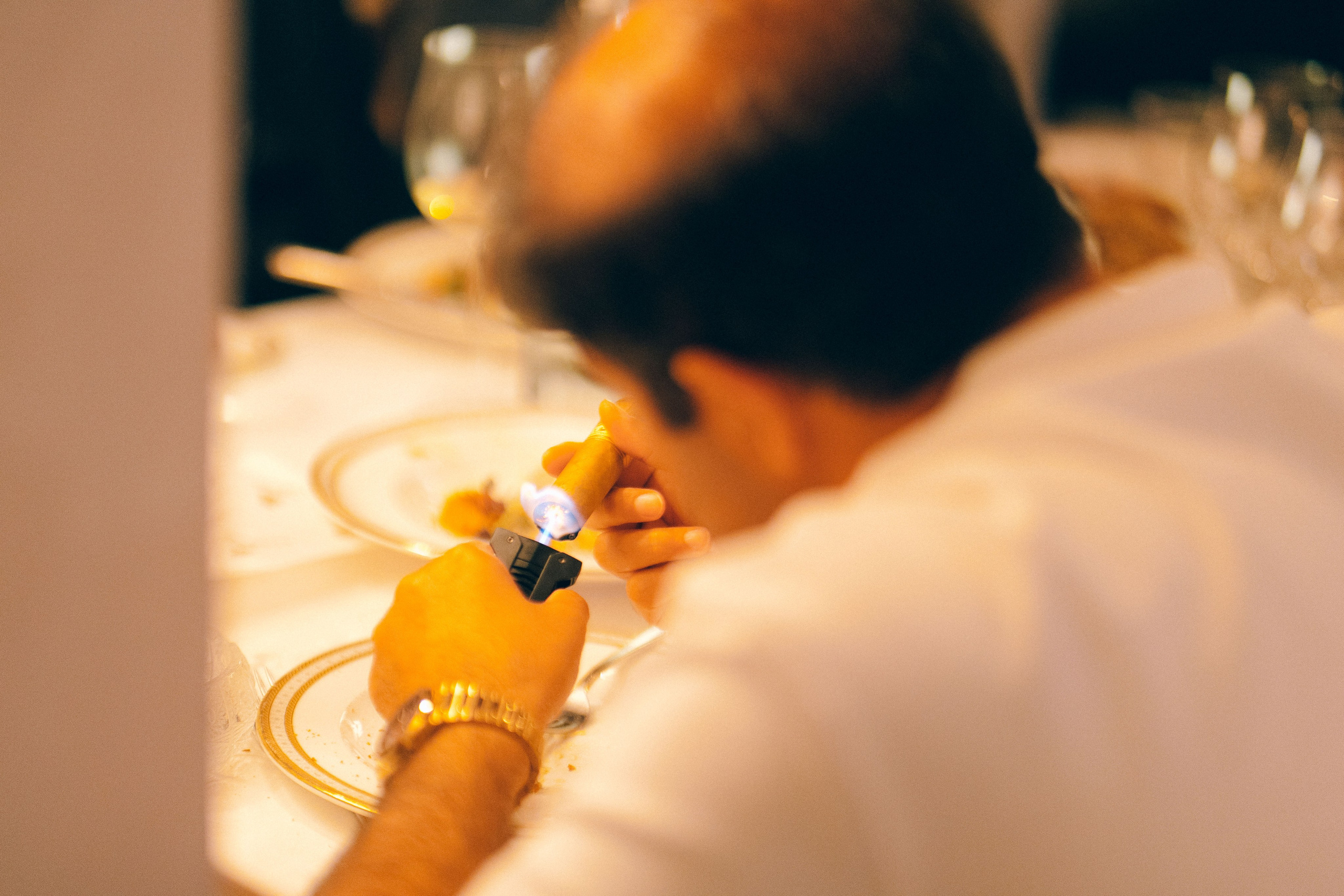 CIGAR CLUB. Wedding&Event photographer Ismail Rzayev in Baku