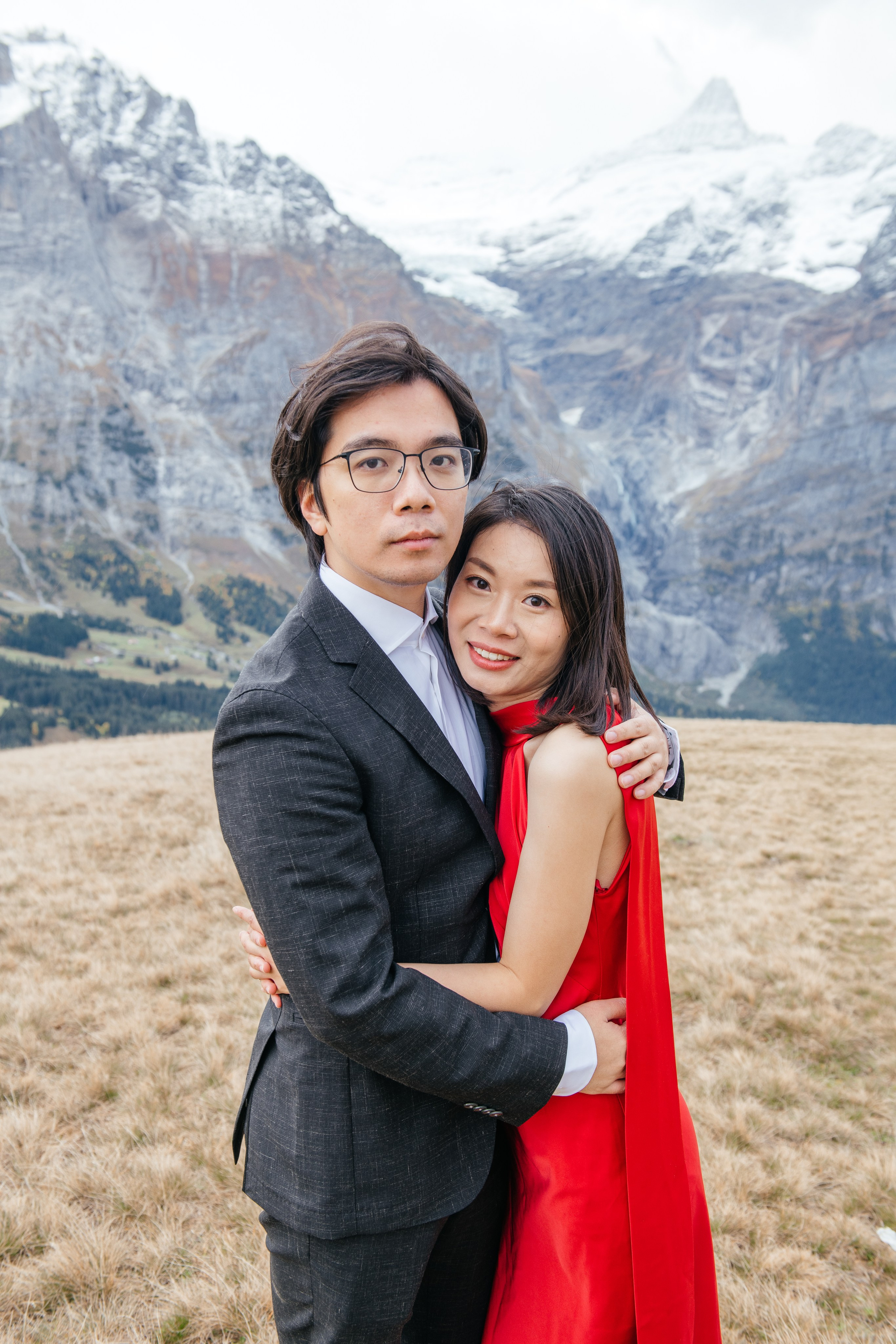 Kaiwen & Xiaoming Grindelwald, Switzerland. I am Elena Altendorfer. Wedding photographer in Zurich and Switzerland