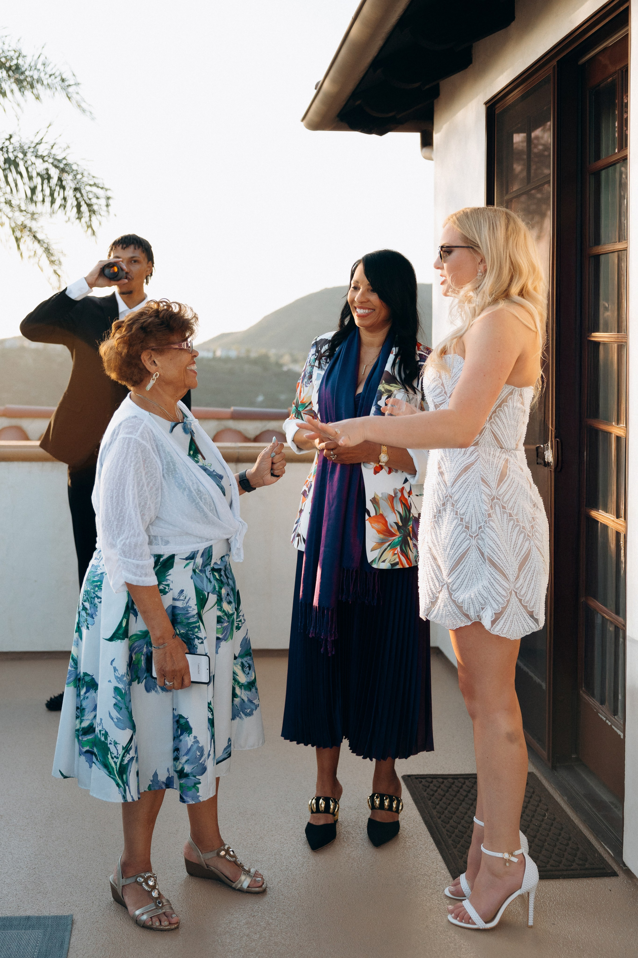 Welcome Diner. Wedding and family photographer San Diego