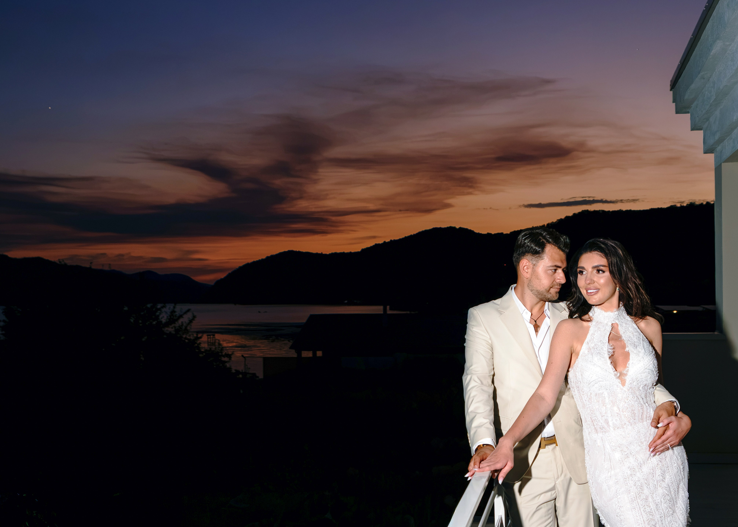 Iubire la apus pe Dunăre | Sonia & Bogdan. Andrei Marta | Fotograf Nuntă & Destination Wedding