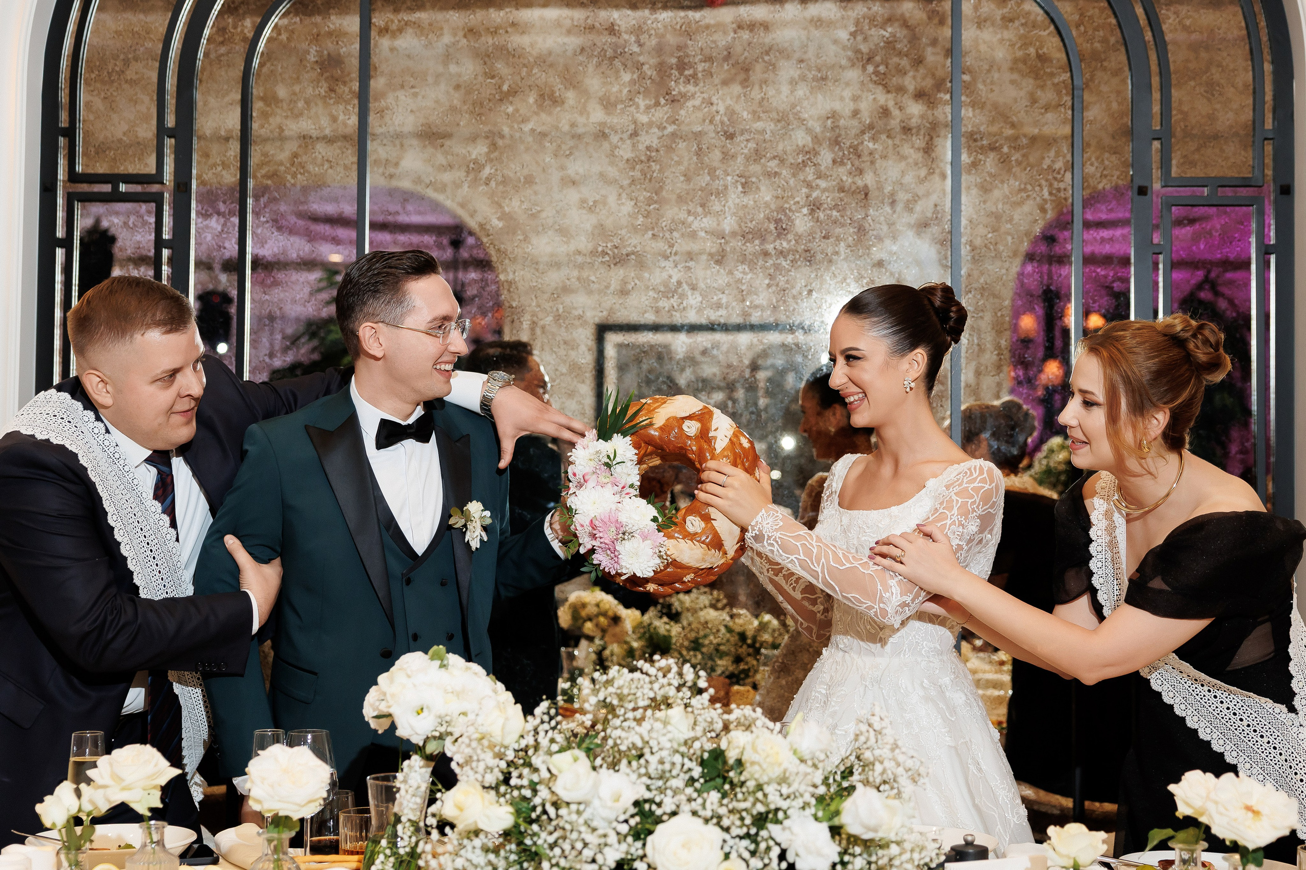 Serghei & Erica — Queen Residence. Servicii Foto și Video 067188353