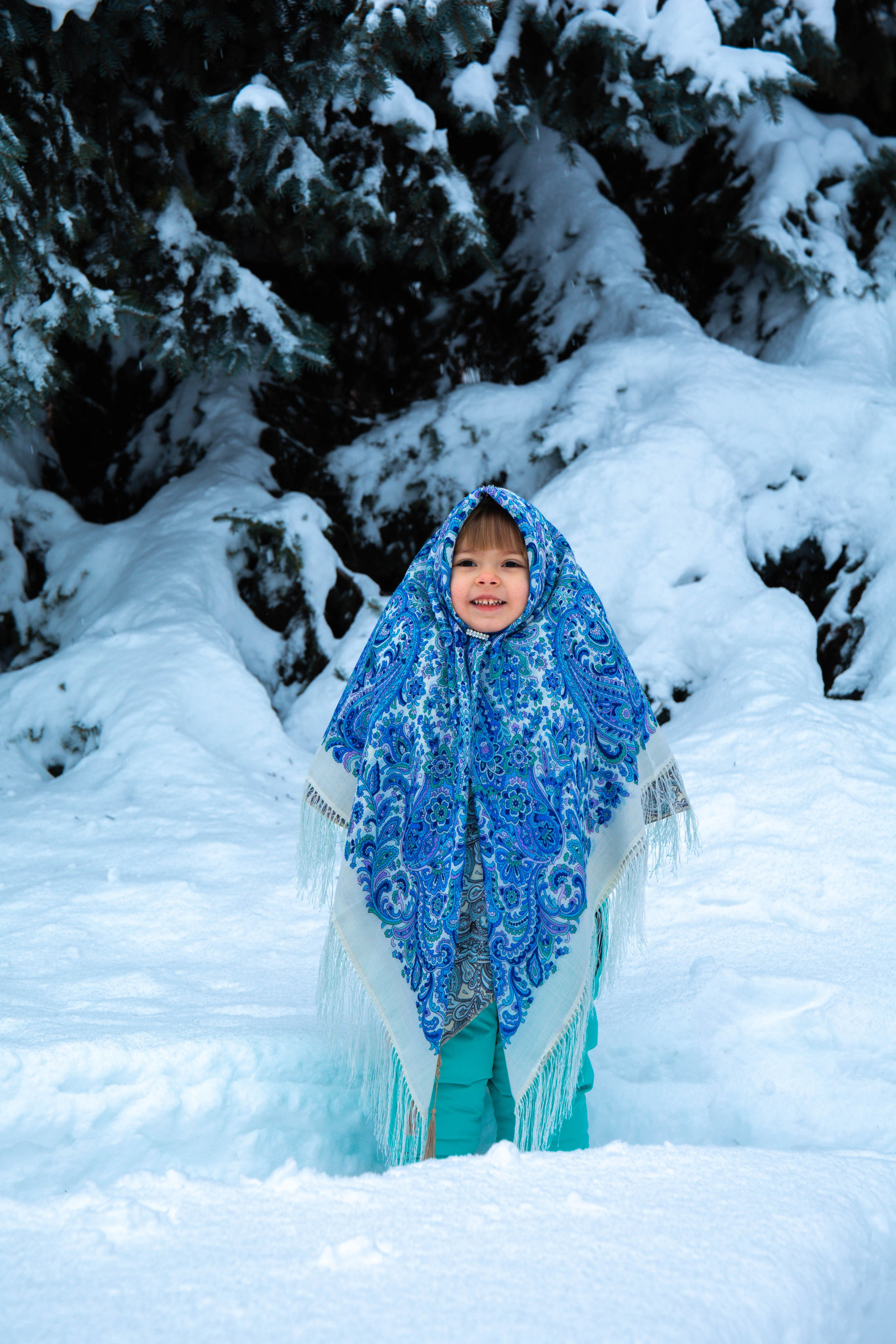 Зимняя фотосессия бабушки и внучки. Семейный фотограф в Кишиневе, Молдова Врабий Ольга