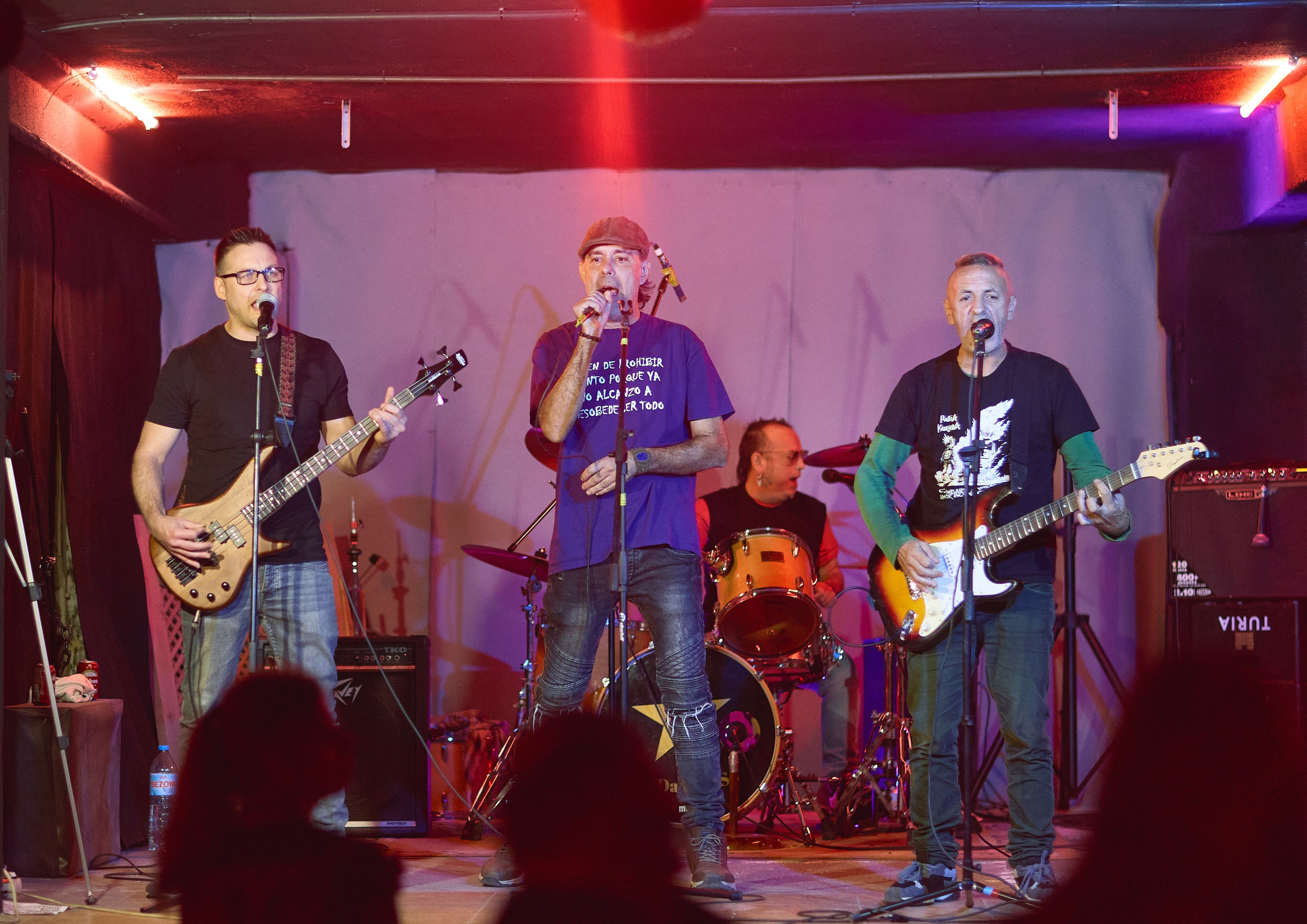 Kontrapua. Associaciò cultural La Granja Alcoy España