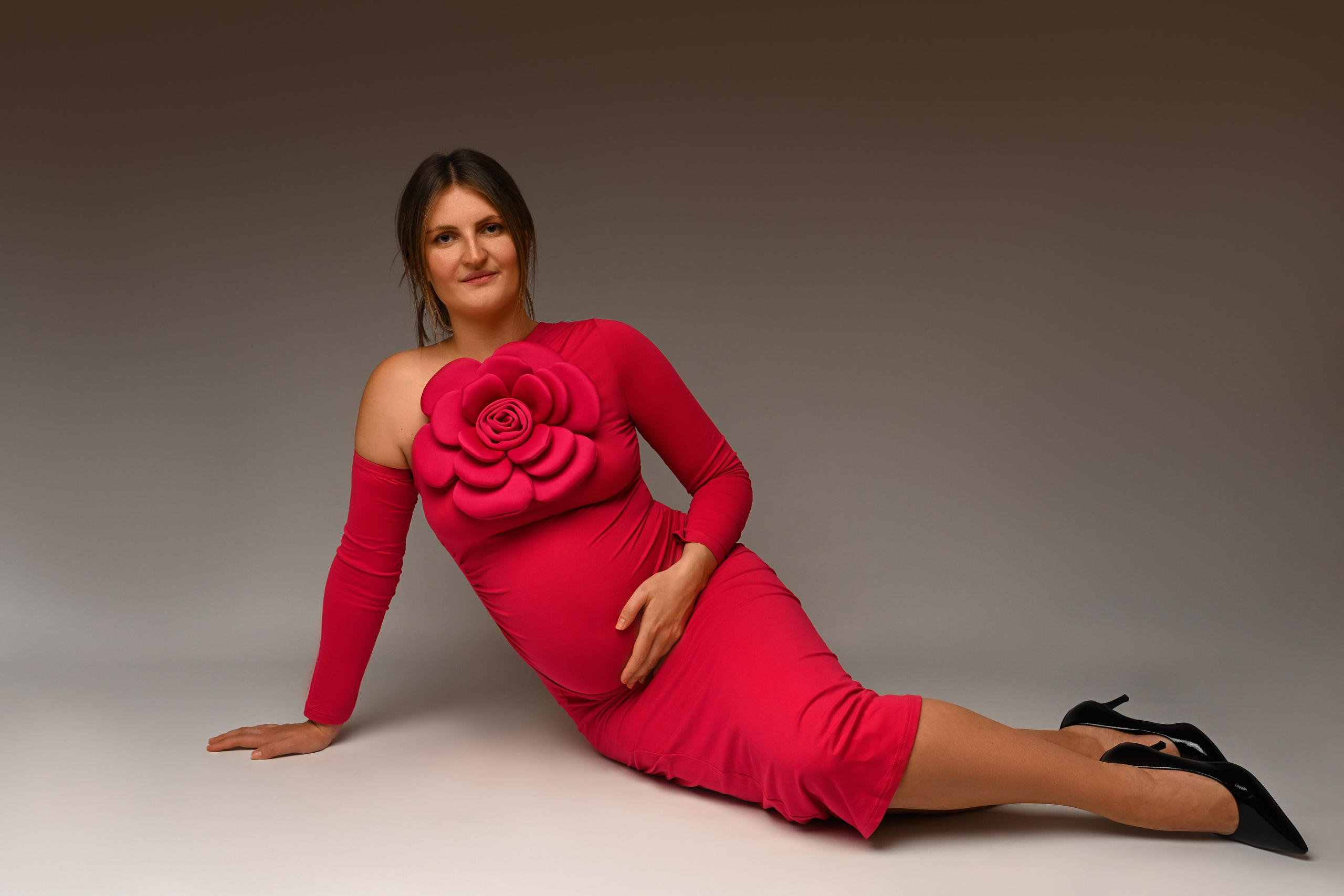 Babybauch Fotoshooting im Studio und on Location. Neugeborene, Baby Fotografin in Düren (NRW) - Vitalina Unruh