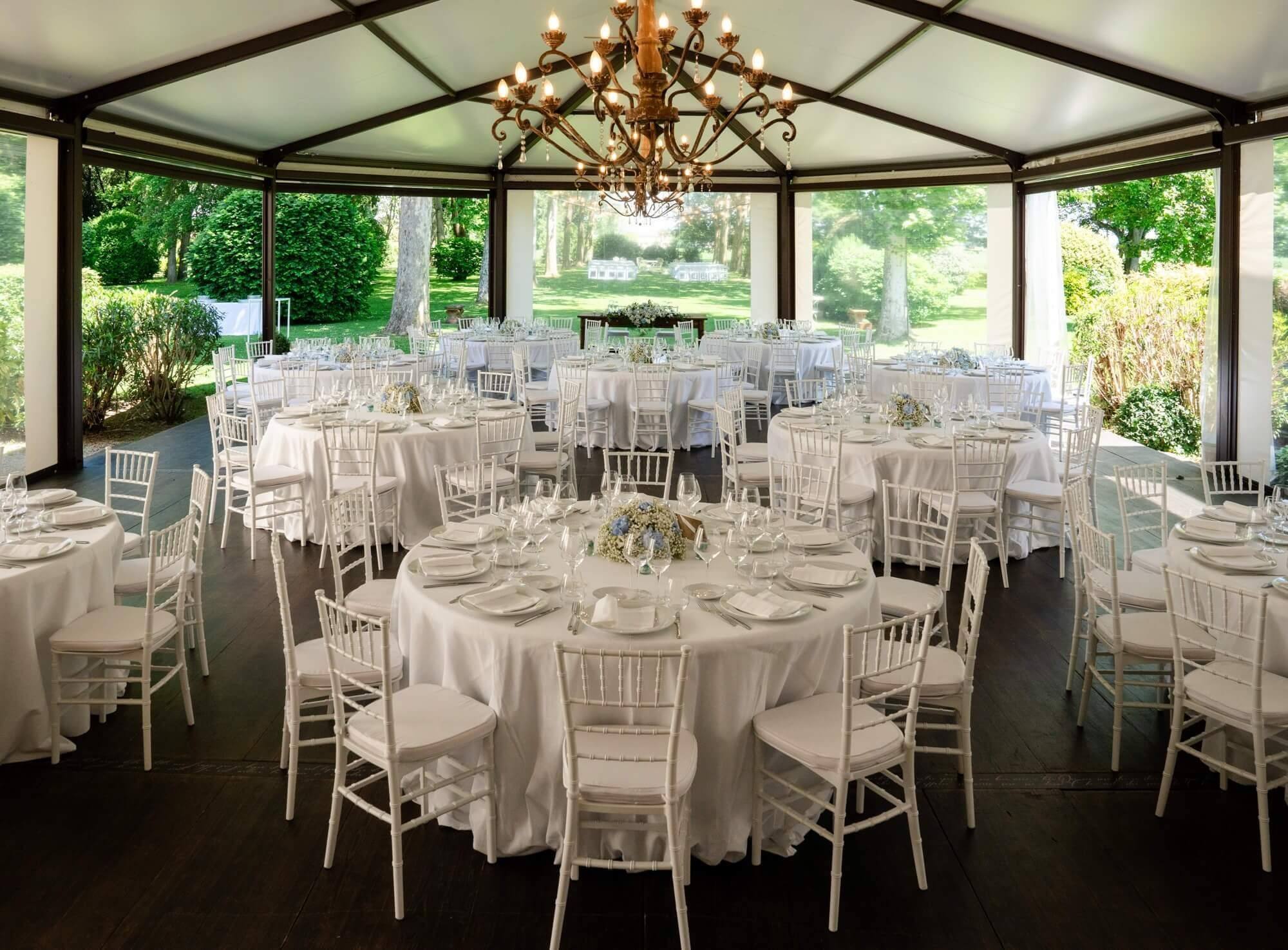 Boda elegante en Villa Ca' Sagredo, Padua | El Velo Blanco. El Velo Blanco | Fotógrafos de Bodas en Barcelona y España
