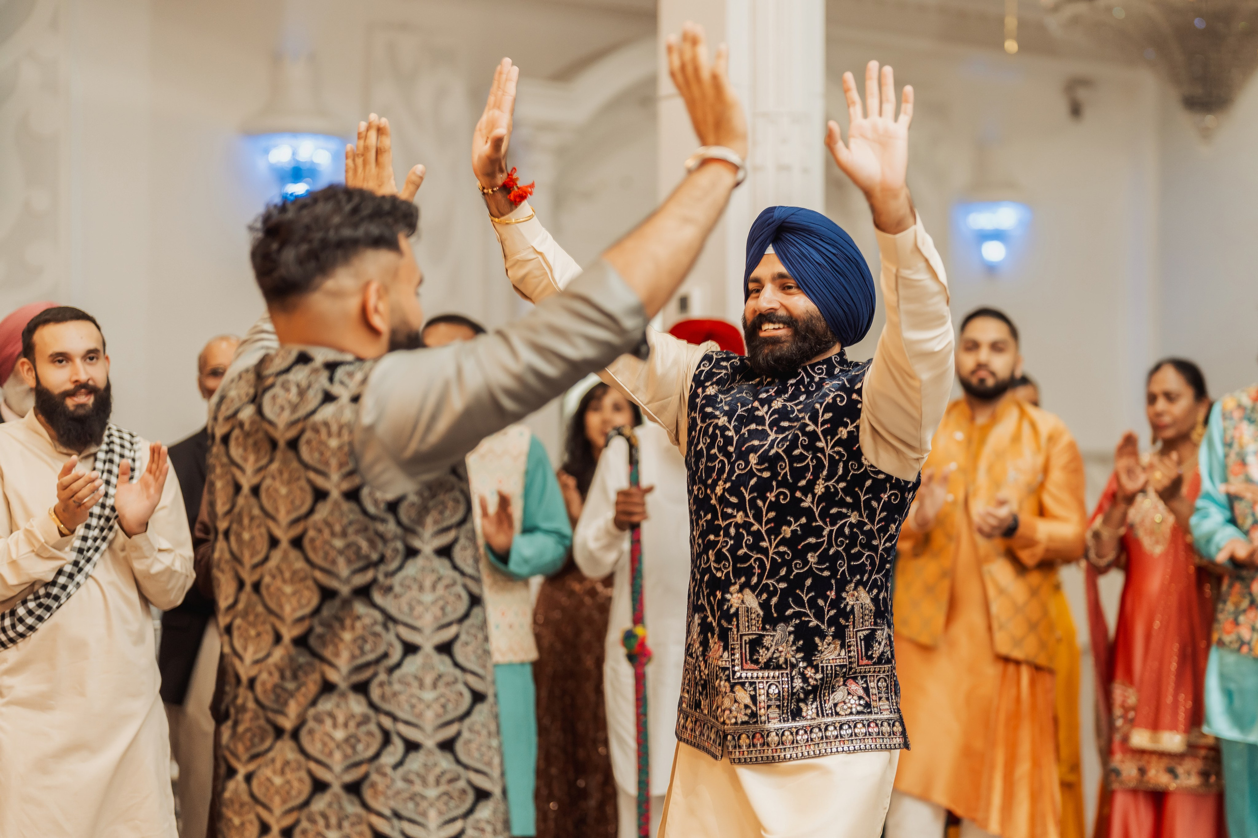 Gagan & Jasmeen. Wedding Photographer & Cinematographer studios