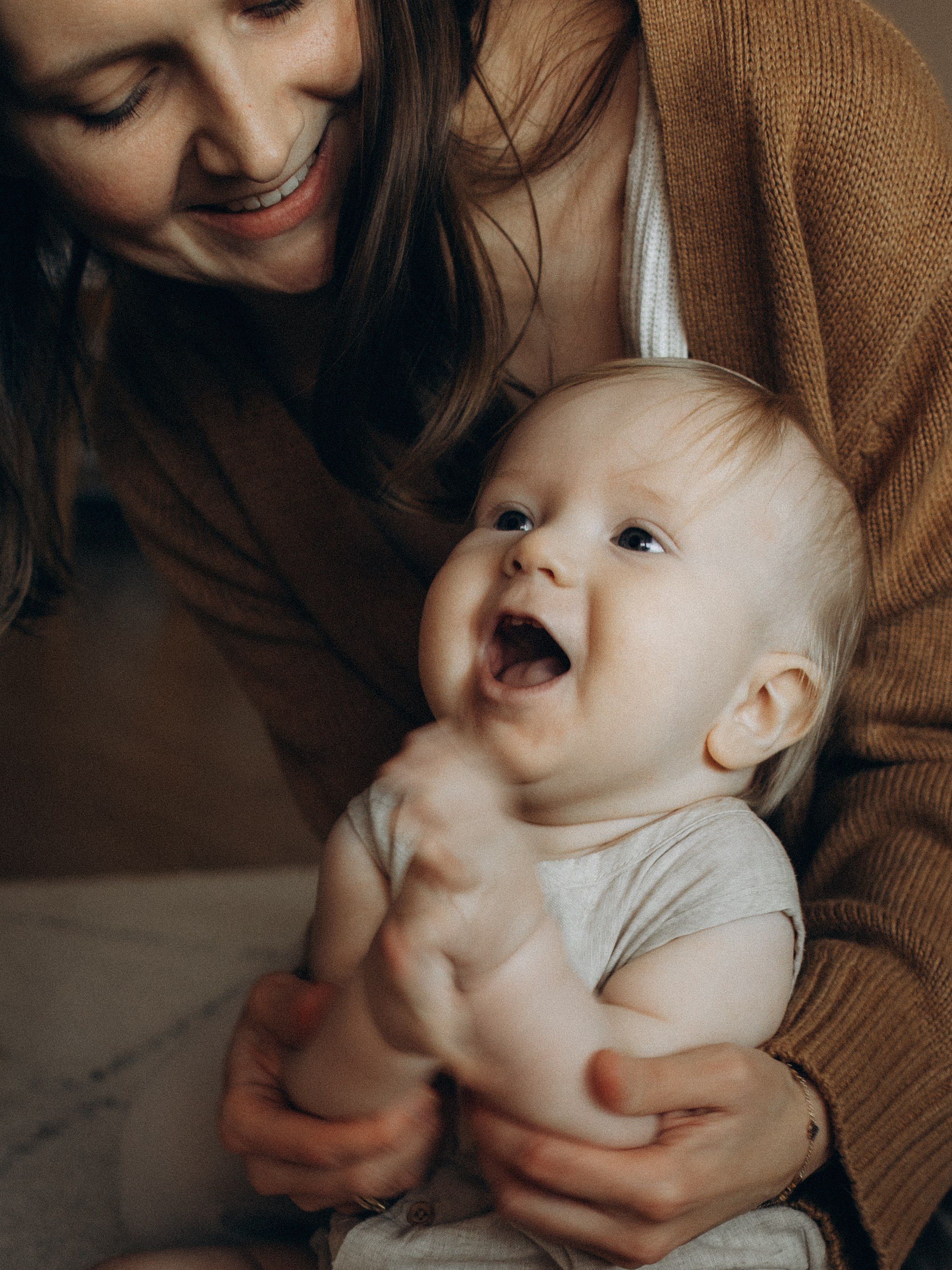 Victoria’s family. Kristina, portrait and family photographer in Helsinki