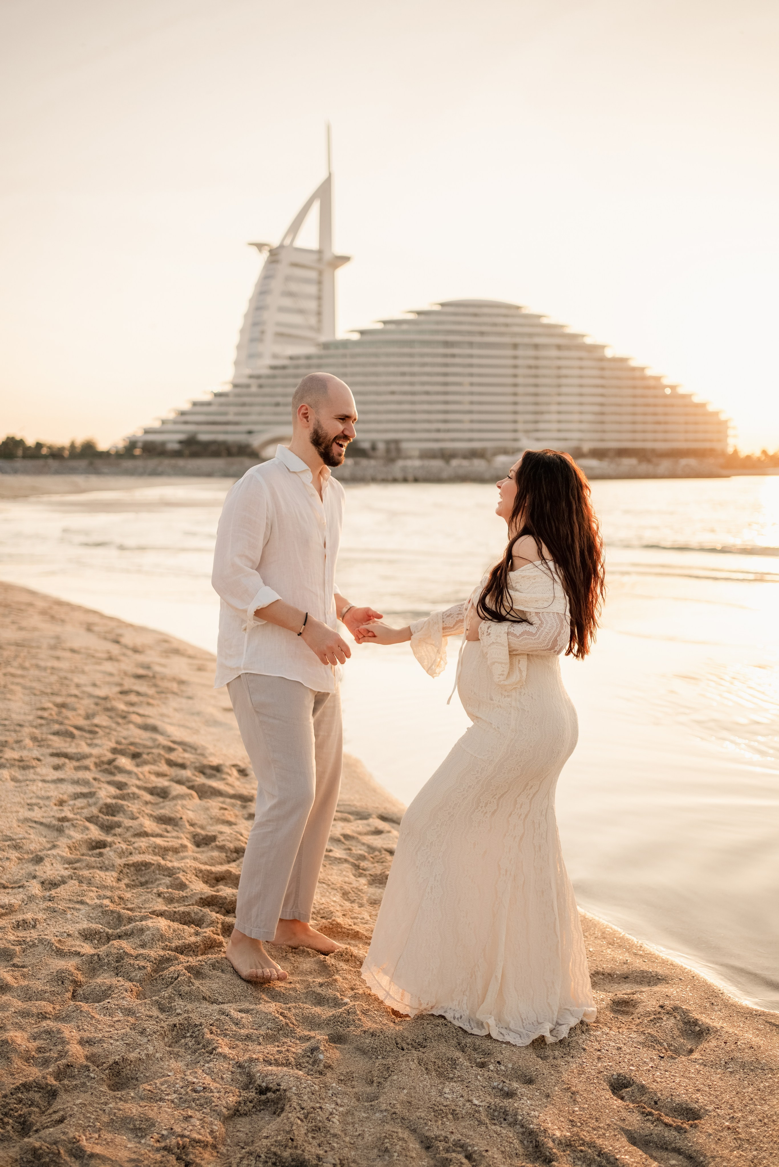 Sunset by the Burj Al Arab. Angela Iakovleva — Family Photographer in Dubai