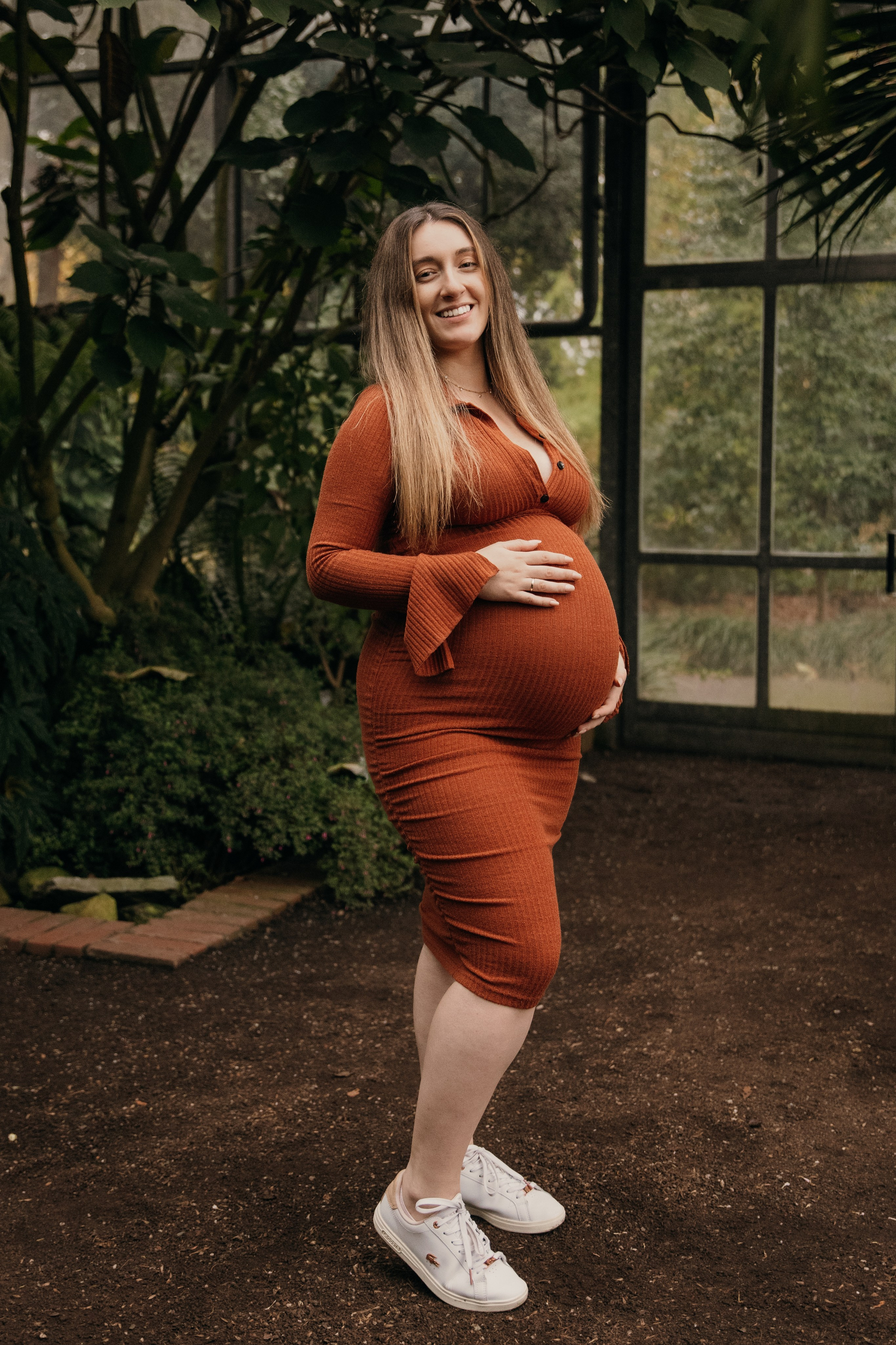 Babybauch. Photographer Düsseldorf, Cologne, NRW — Kristina Braudo