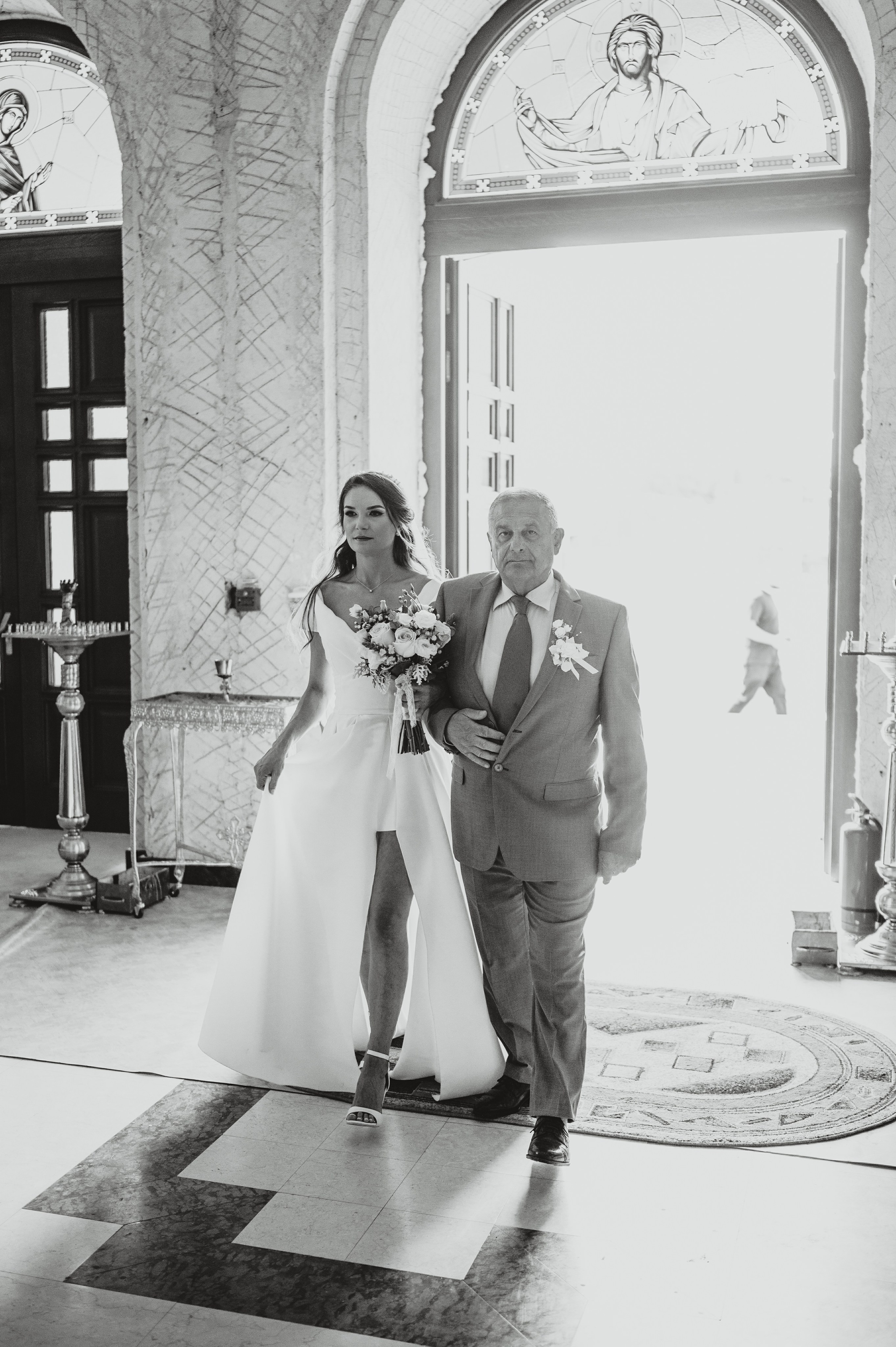 Laura & Alex. Fotograf si Videograf | Nuntă-Botez