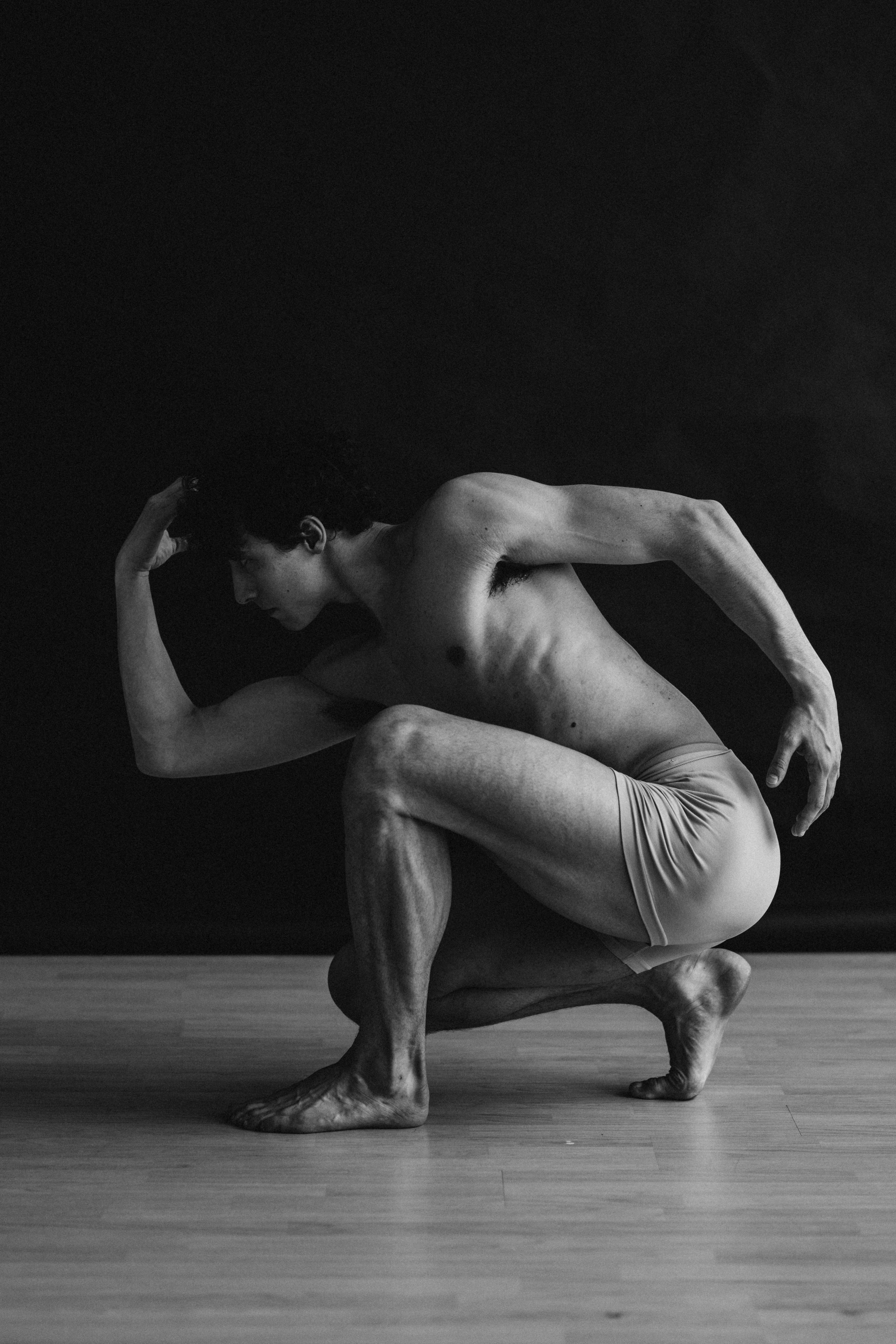 DANCERS. Victoria Olonen – Cinematic Portrait Artist | Helsinki & Europe