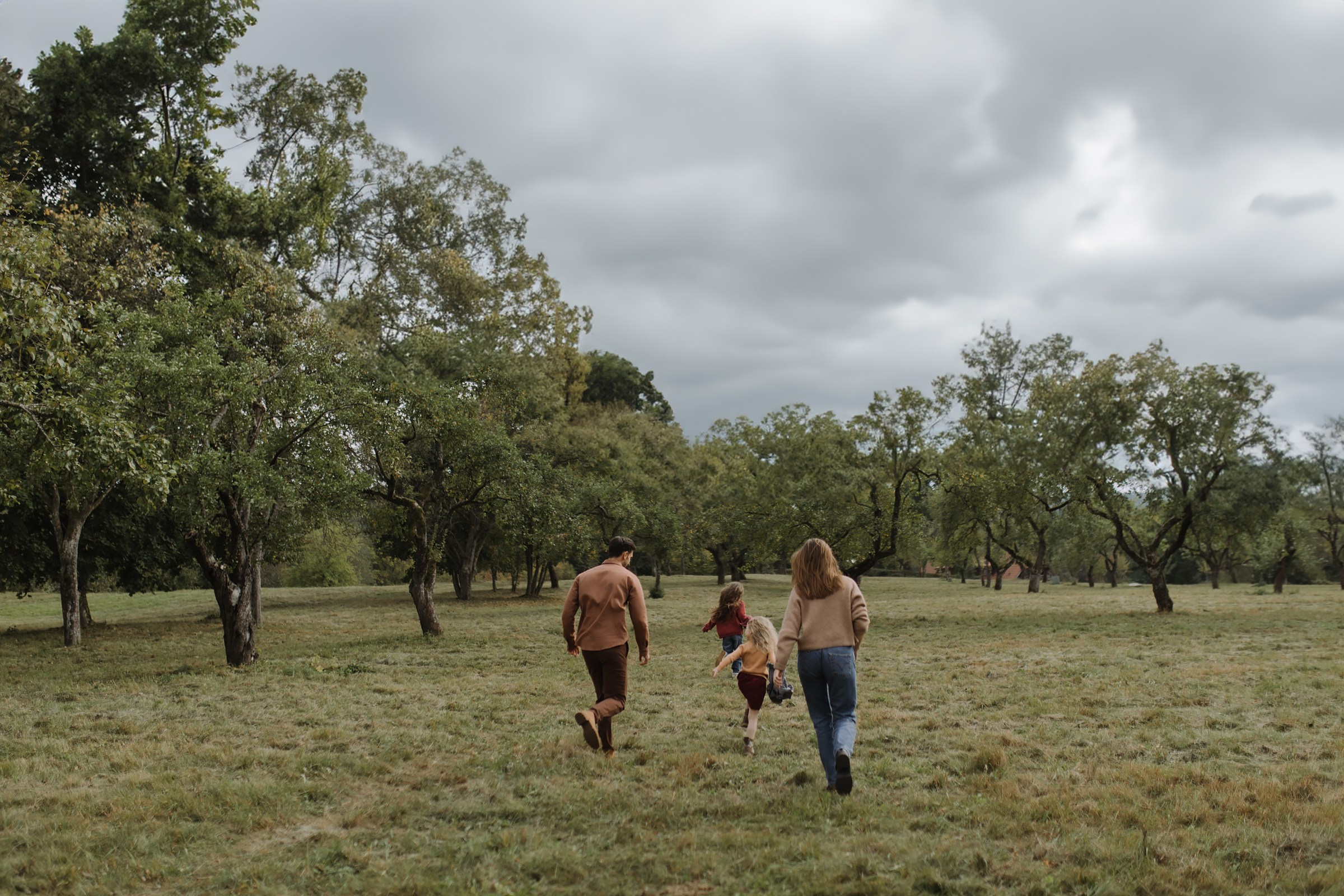 Pašėlusi šeimos fotosesija | OBELŲ SODAS. Vestuvių ir šeimų fotografė Lena Bondarenko / belove photo