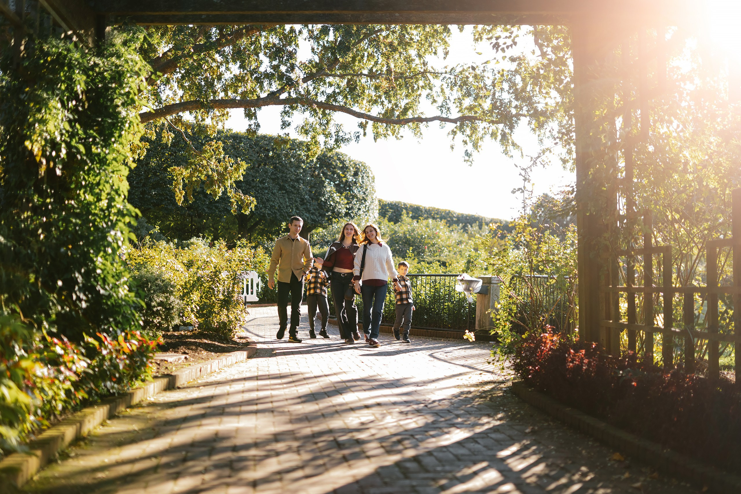 10.26.25 Family Photoshoot. Wedding family event photographer in Chicago Nick Yushevich