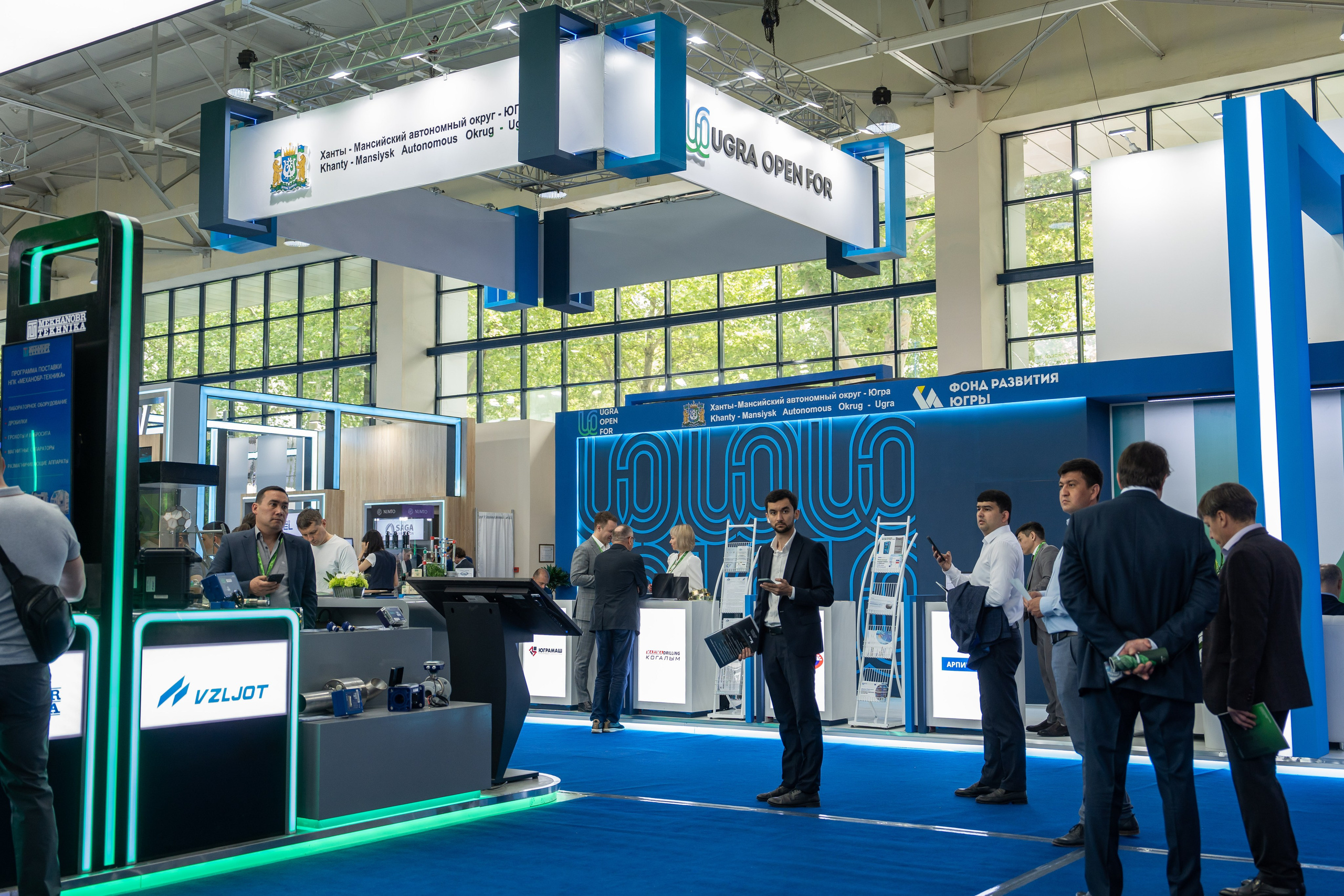 Международная промышленная выставка «ИННОПРОМ. Центральная Азия 2024». Георгий Намазов | Фотограф в Ташкенте