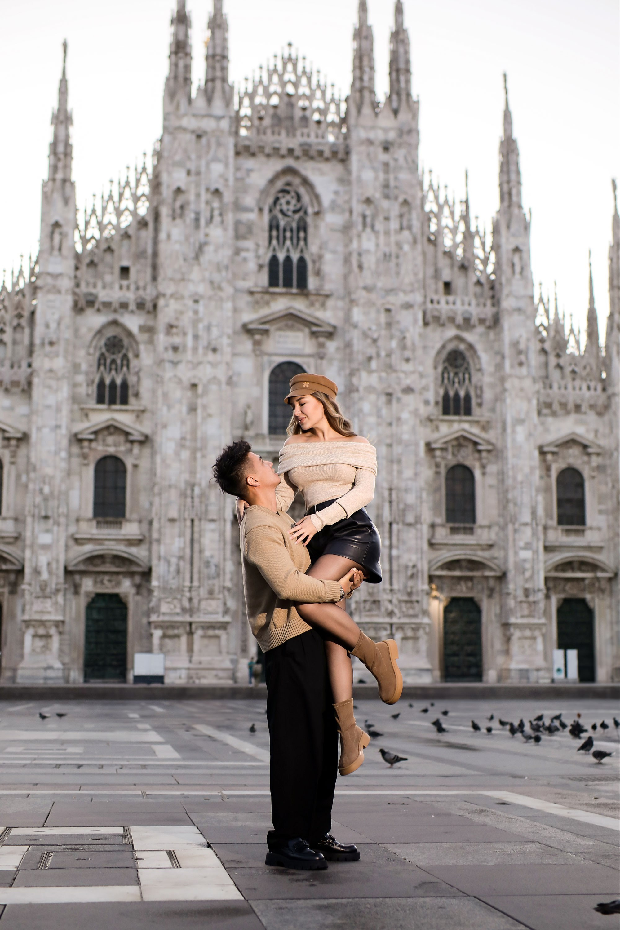 Photographer love-stories and proposals in Italy. Photographer in Milan, Como, Garda lake