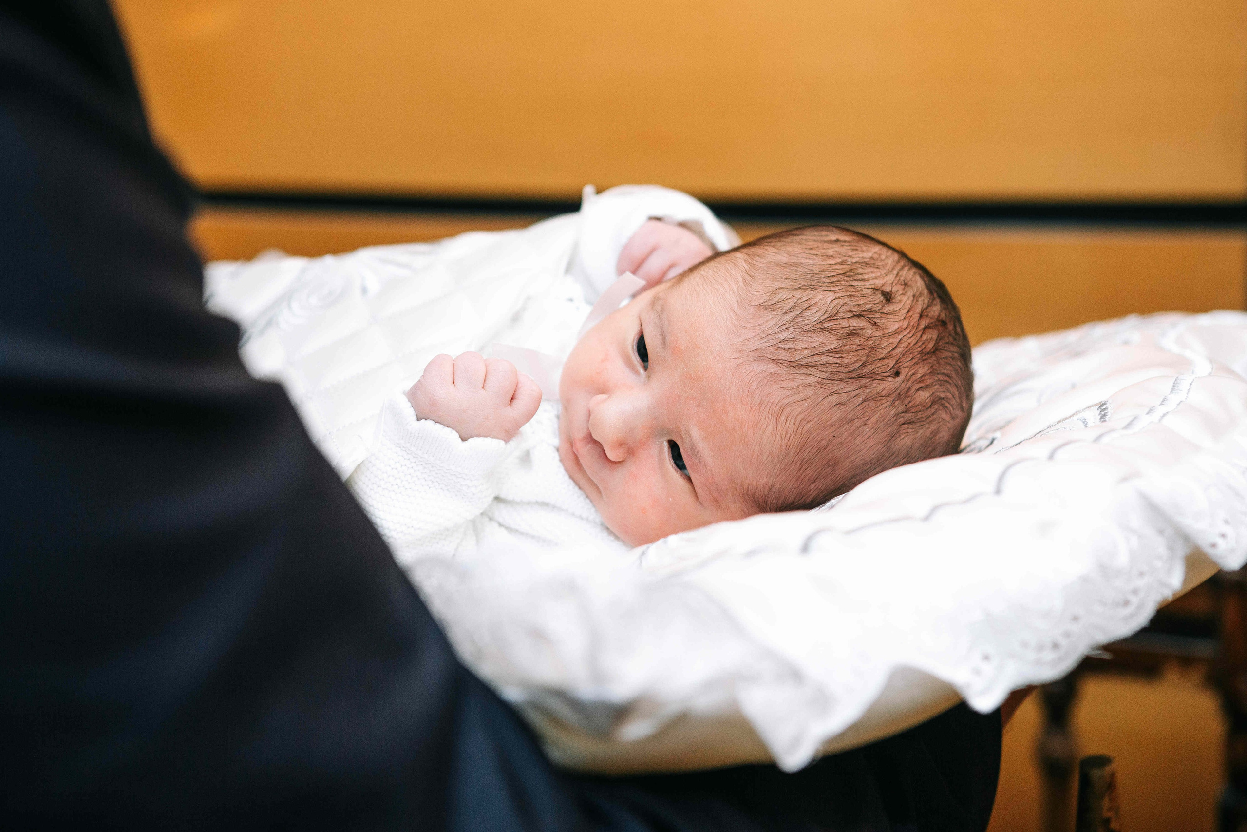 BRITH MILA IN THE SMALL SYNAGOGUE. PHOTOGRAPHER IN ISRAEL