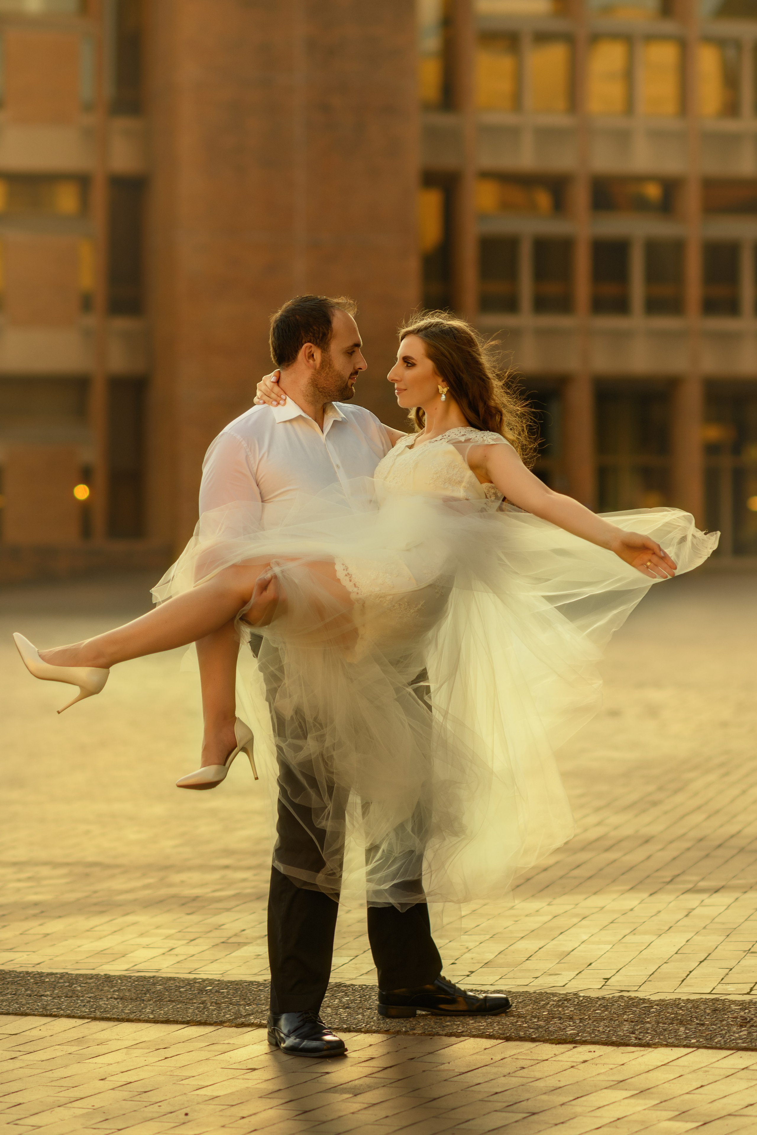 Diana & Ilaja. Wedding & portrait photography in the Seattle Area. Helen Michelle photographer