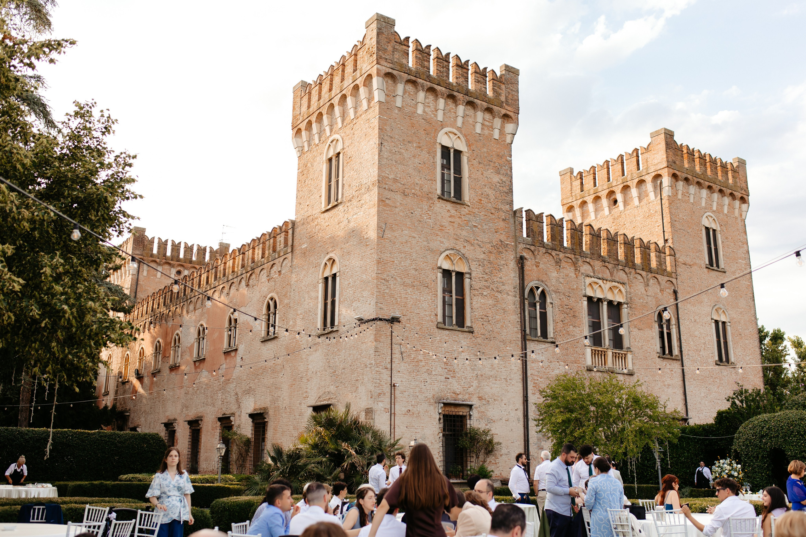 Enrico & Gislaine, Location: Castel Bevilacqua