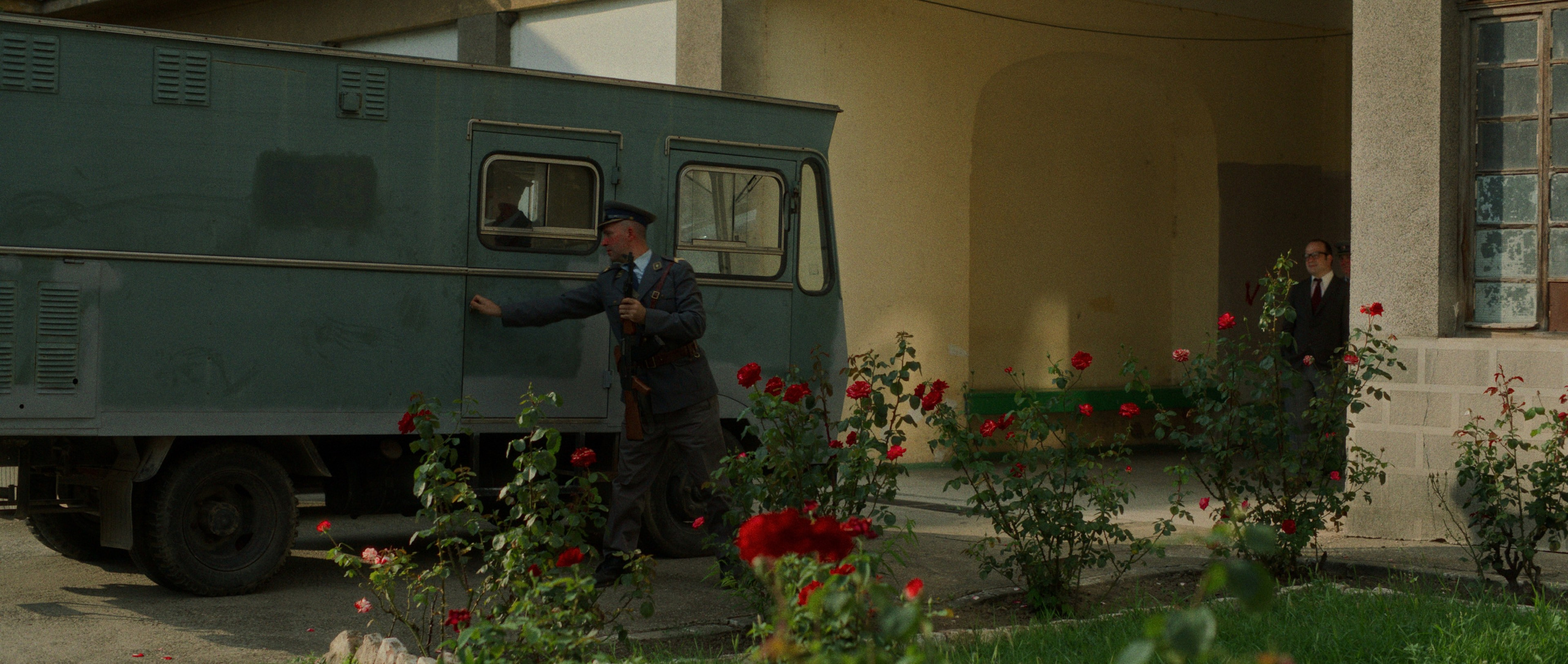 Ruski Konzul. Commercial and studio photographer in Belgrade