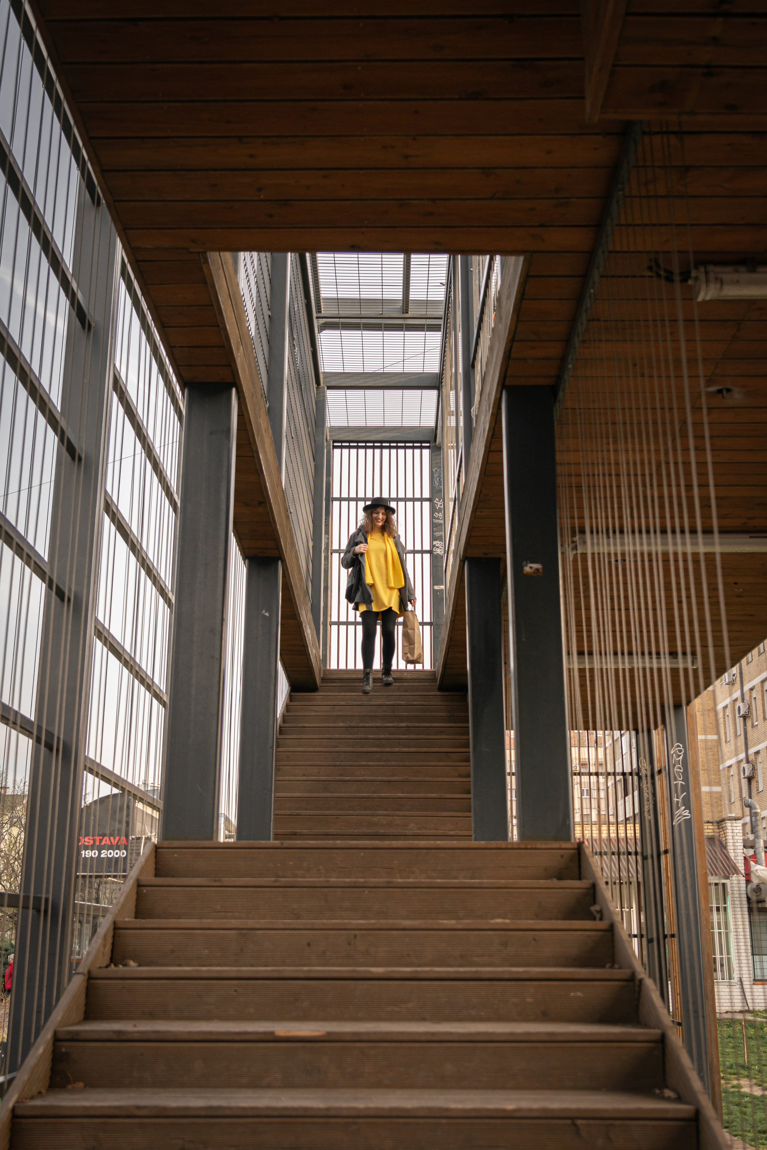 Yellow dress and stunning hat for beautiful lady at the photo shoot. Victoria Fedoseenko. Photographer from Serbia