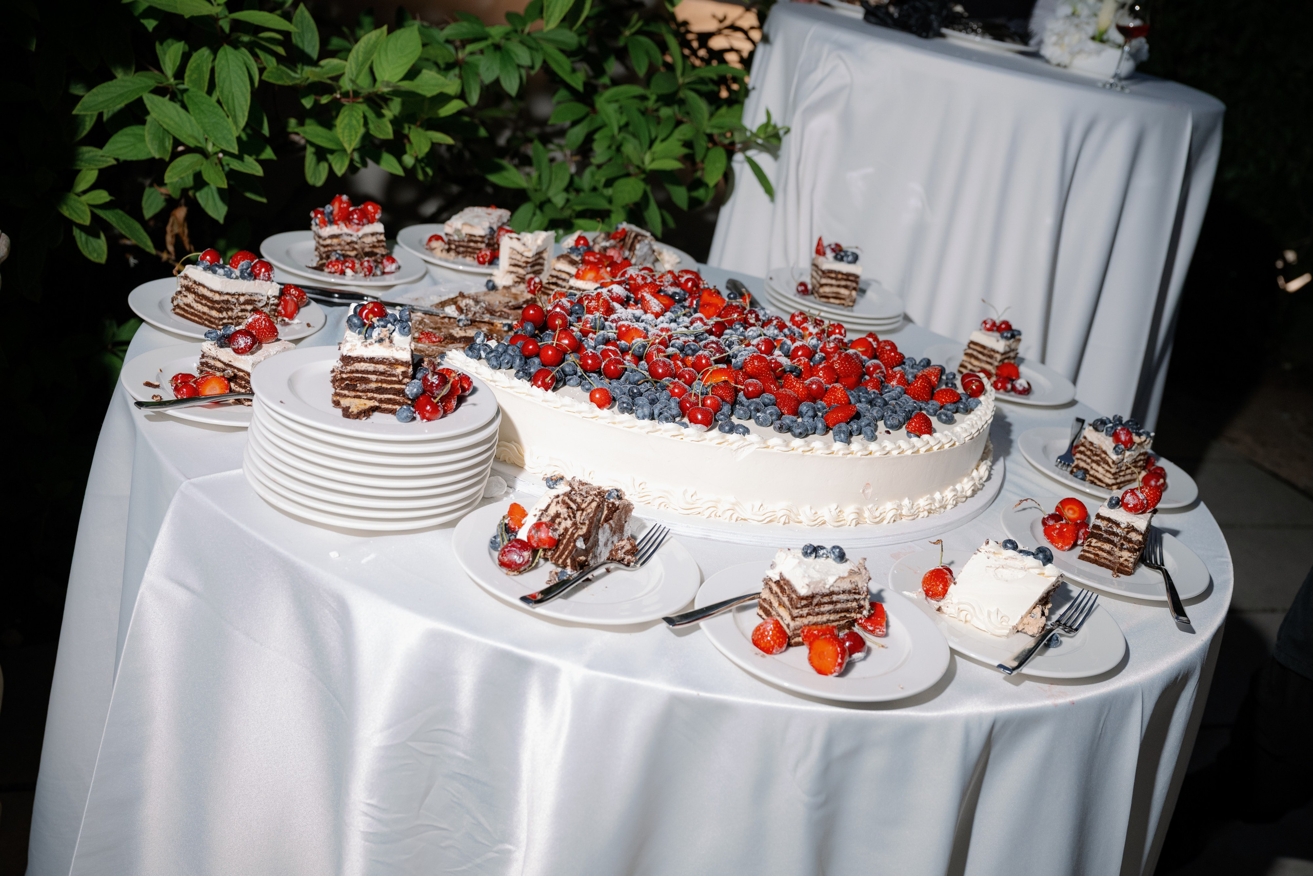 MADELEINA & ALEX. Bakasphoto wedding and lifestyle photography Latvia and Worldwide