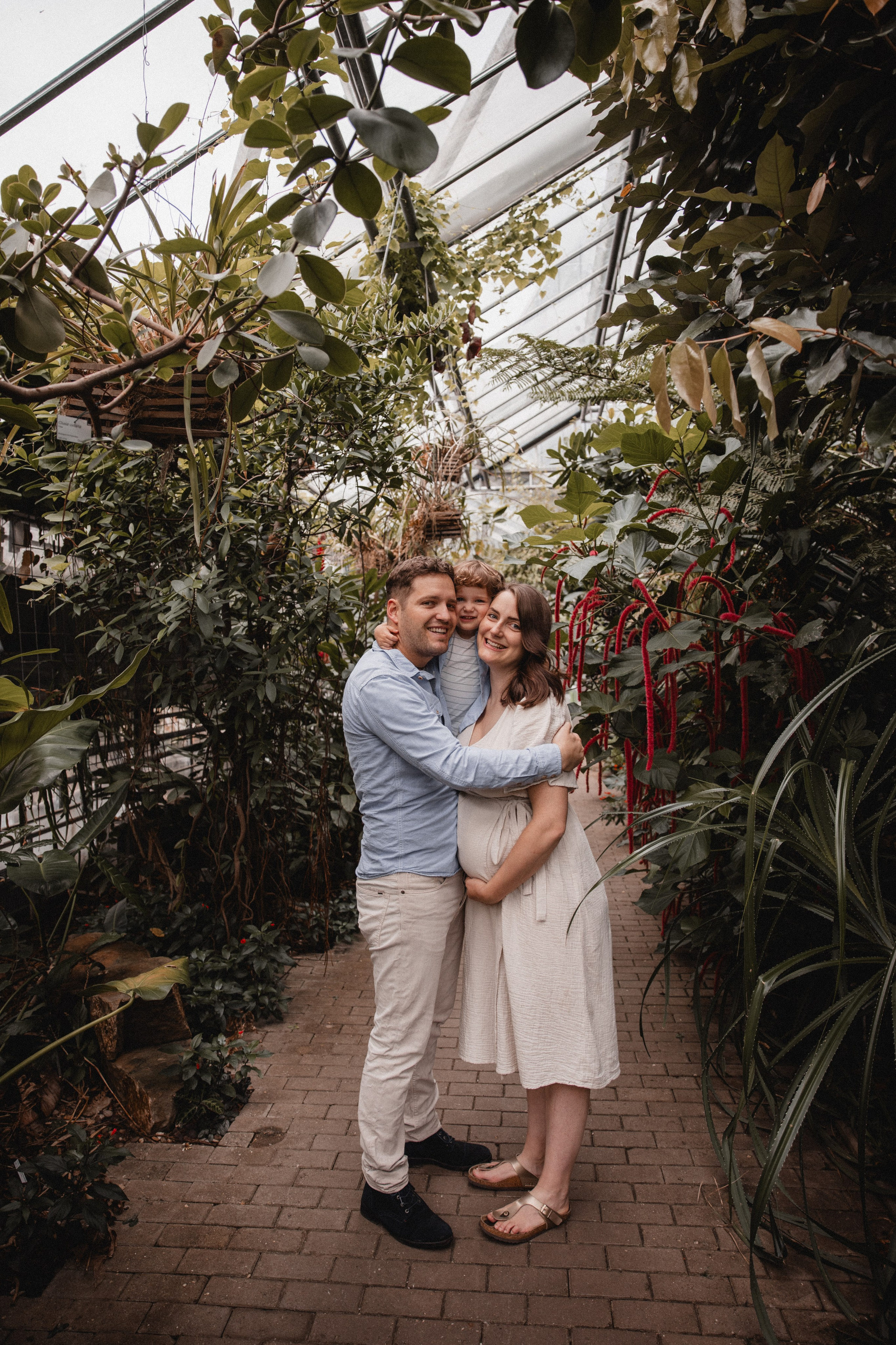 Babybauch Shooting im Botanischen Garten Bochum | Reiche Fotografie. Hochzeitsfotografin Bochum | Halyna Reiche Fotografie NRW
