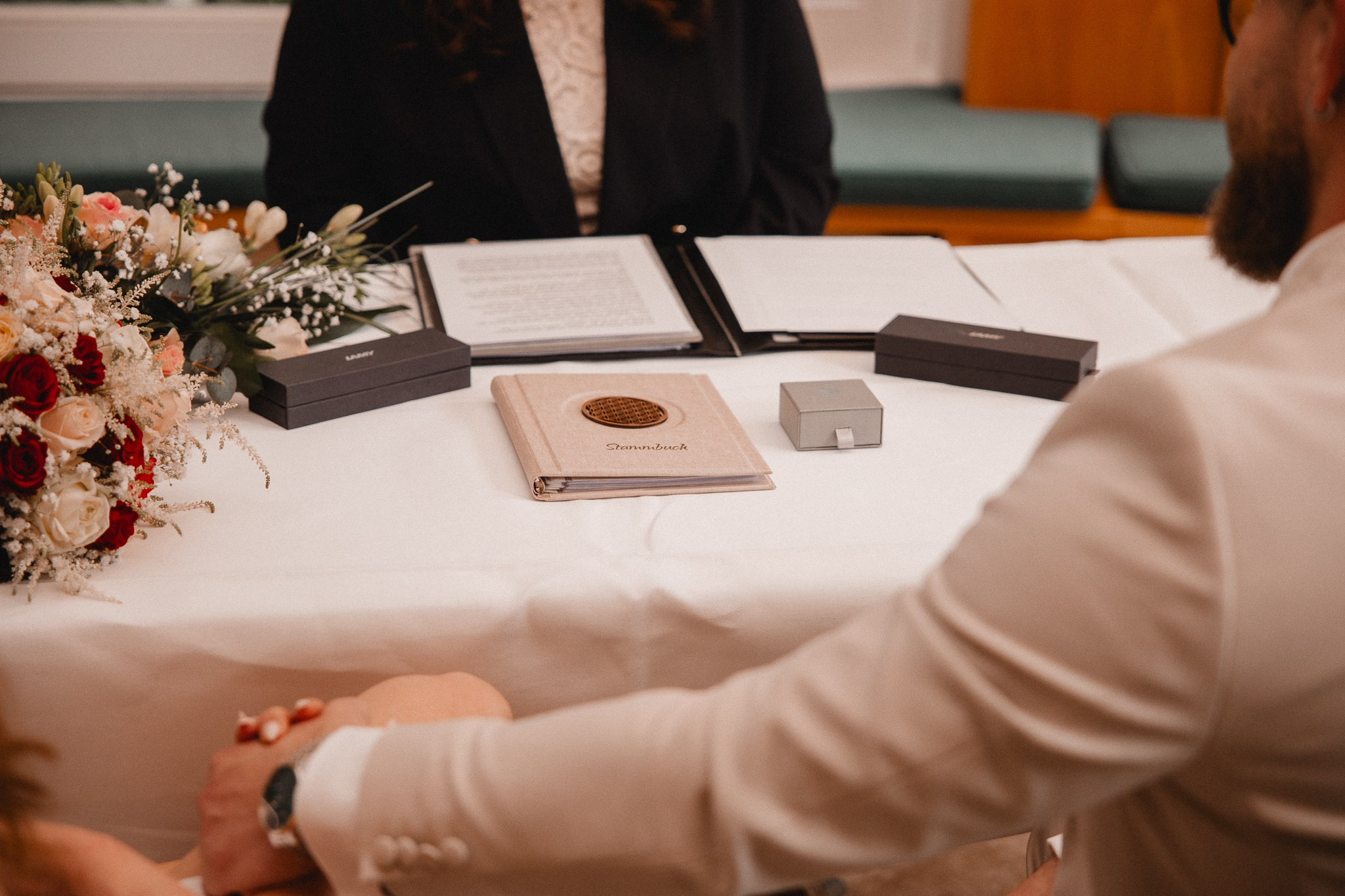PEGGY & DENNIS | FLETCHER WALDHOTEL NORDRHEIN-WESTFALEN. Photographer in Bochum Dolia Halyna