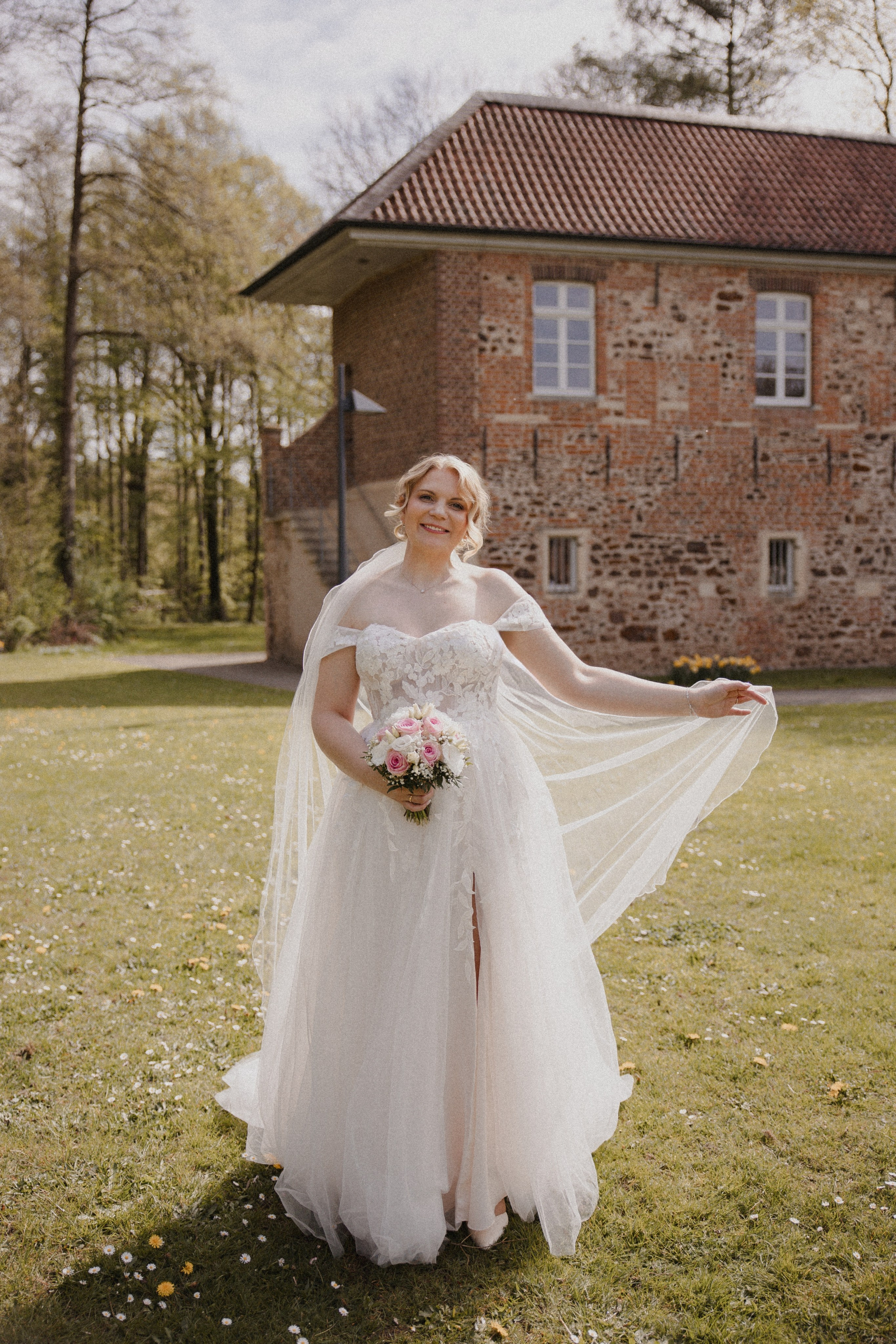 Lorena & Jan l Schloss Sythen. Hochzeitsfotografin Bochum | Halyna Reiche Fotografie NRW