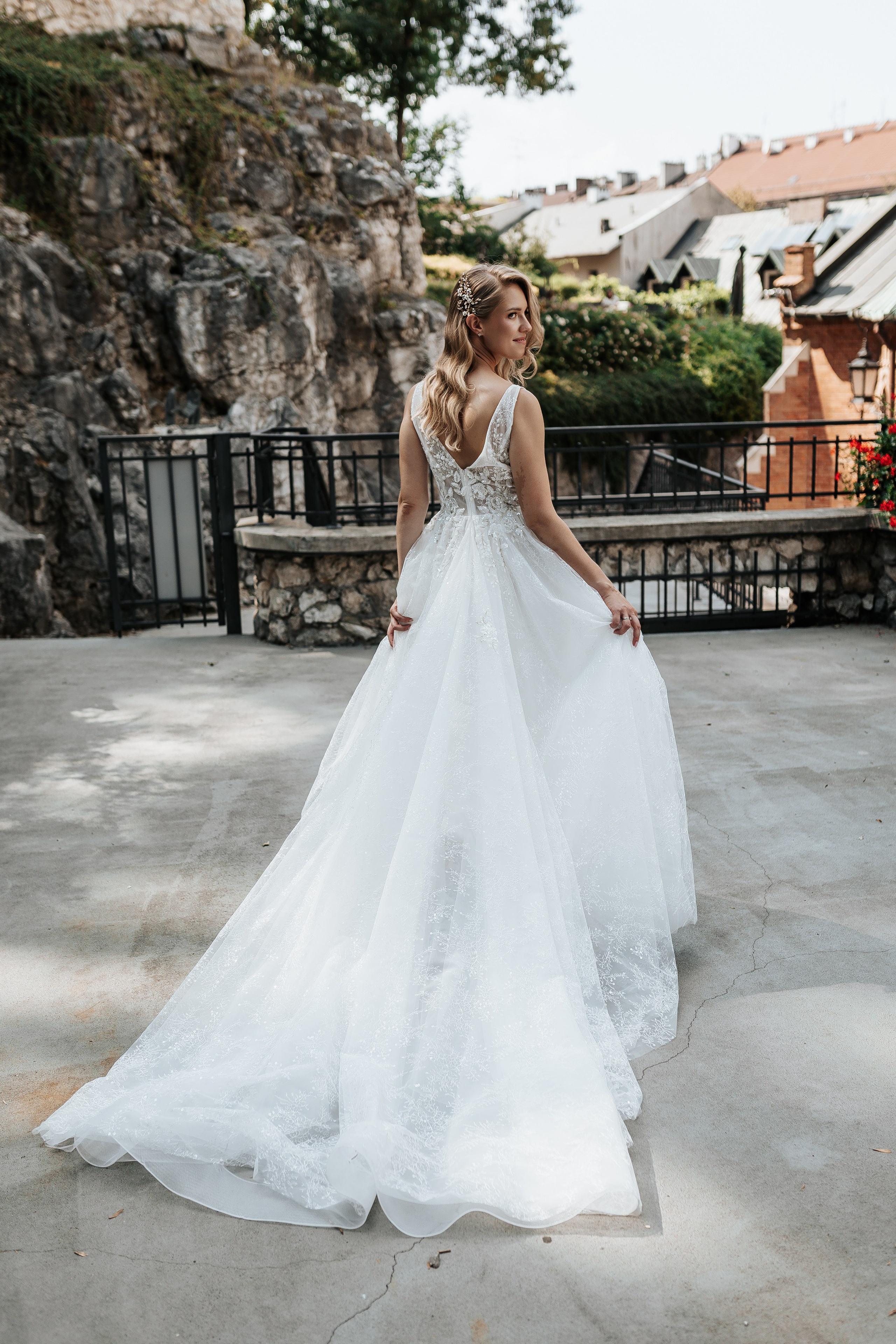 Valeria & Vitaliy. Ziyad Restaurant. 2024. Fotograf ślubny i rodzinny w Krakowie Yana Klymova