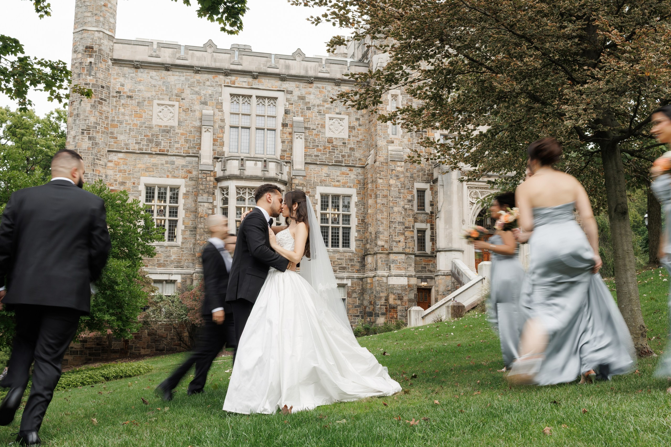 Jewel and Geovany. Wedding Photo & Video