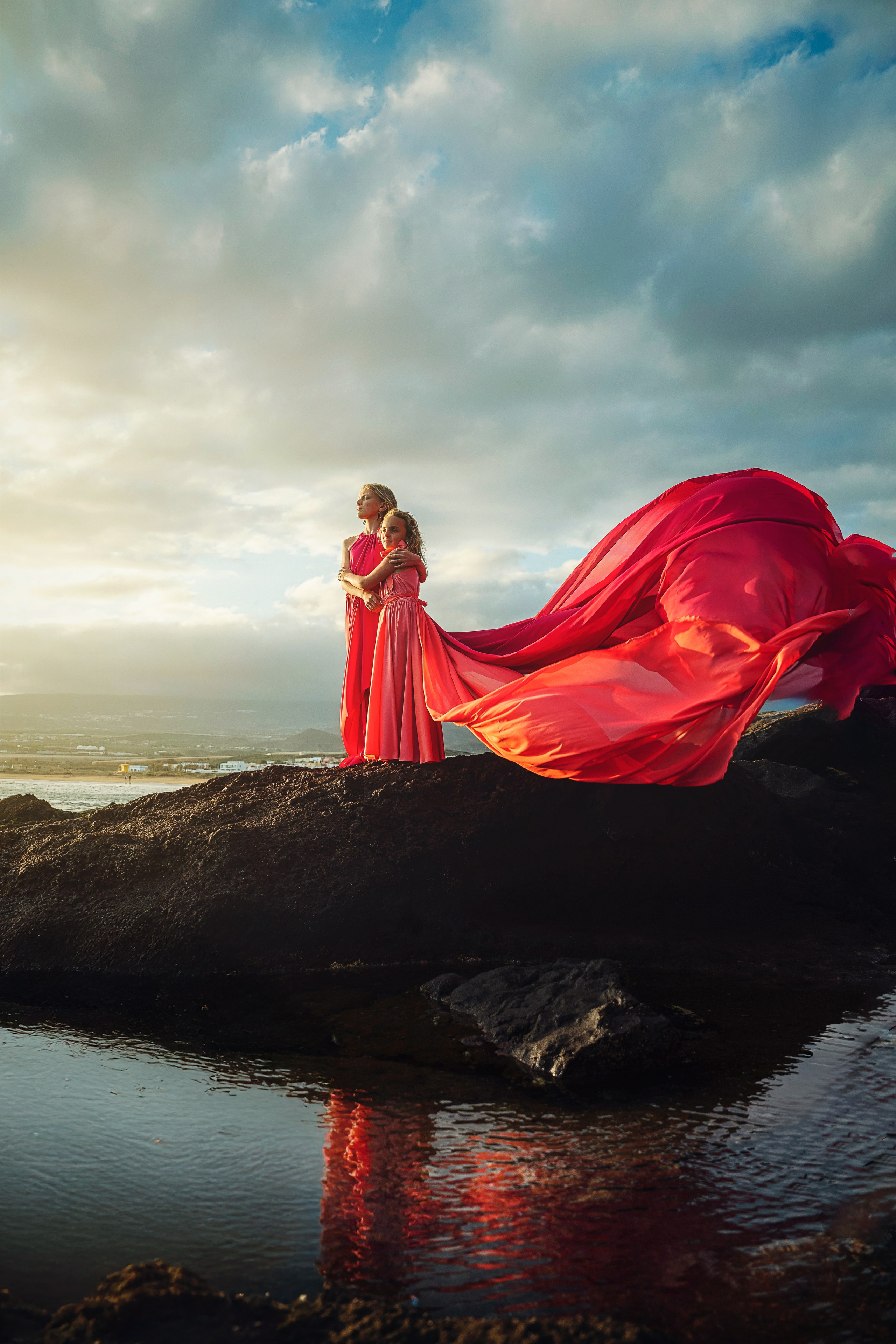 Coral pink girl dress 20€. Professional photography in Tenerife Tania Bonnet