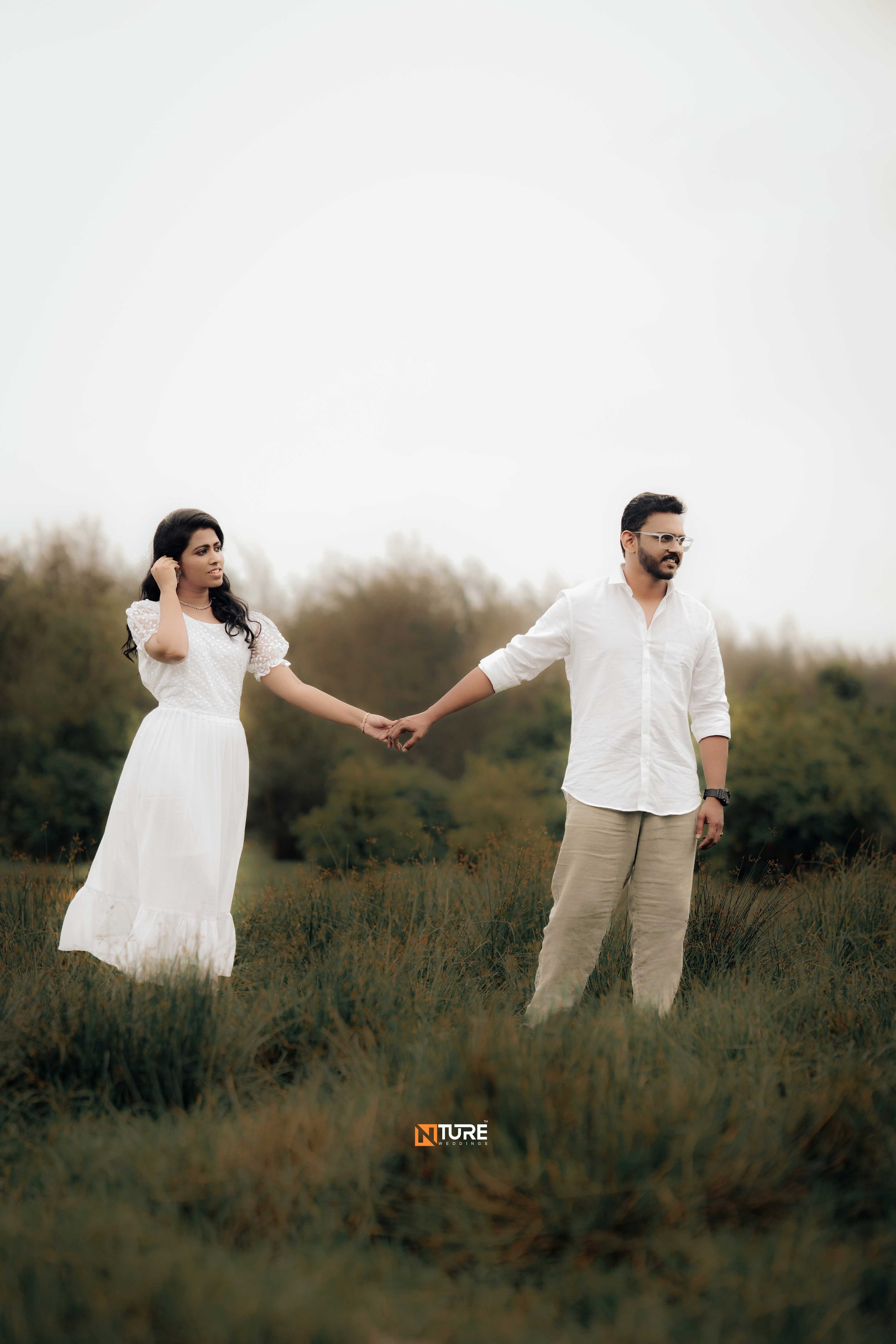 PHOTOS. NTURE WEDDING