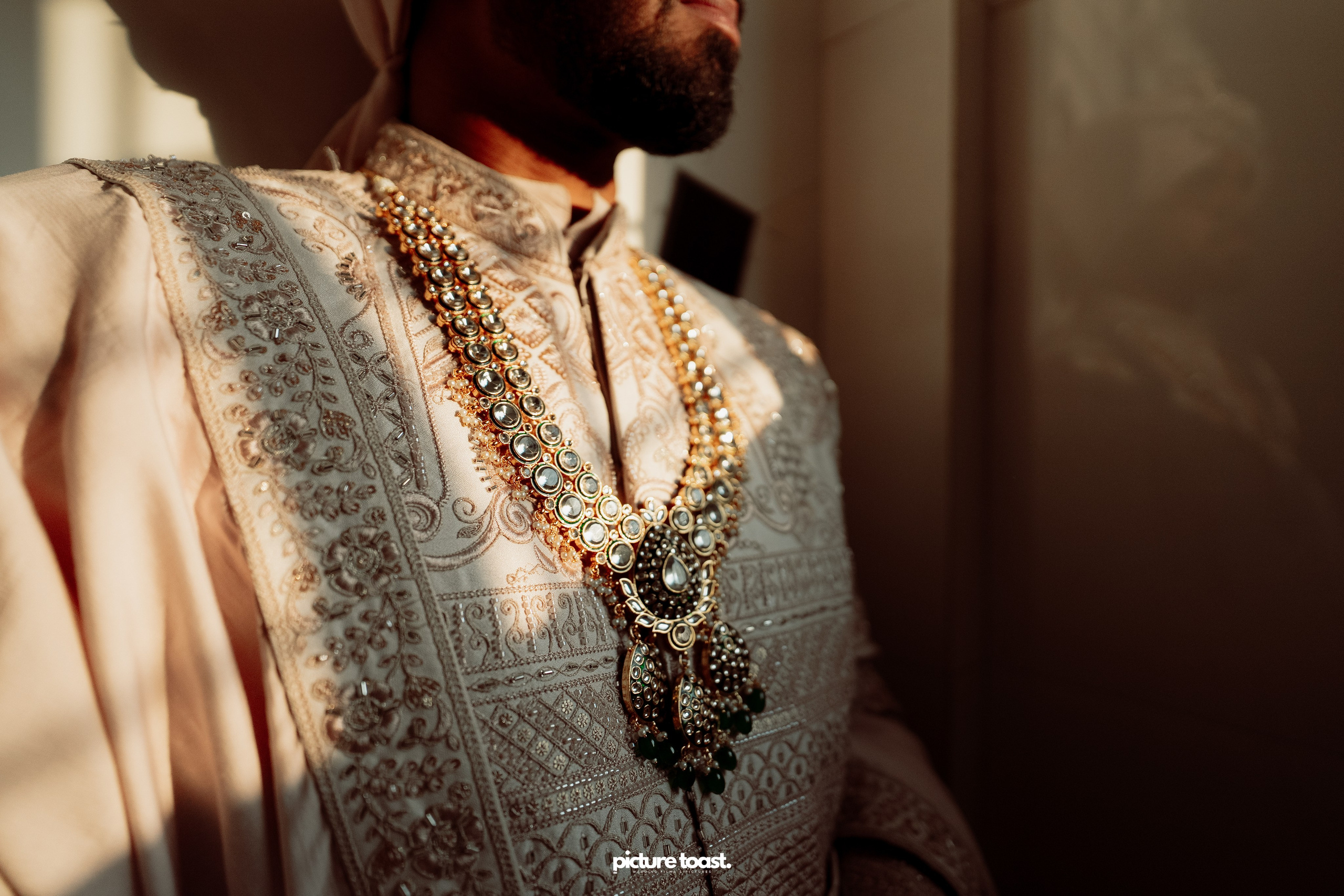 Gujarathi Wedding! Ft. Sahil & Thanima. Fine art Wedding Photographers in India & Canada