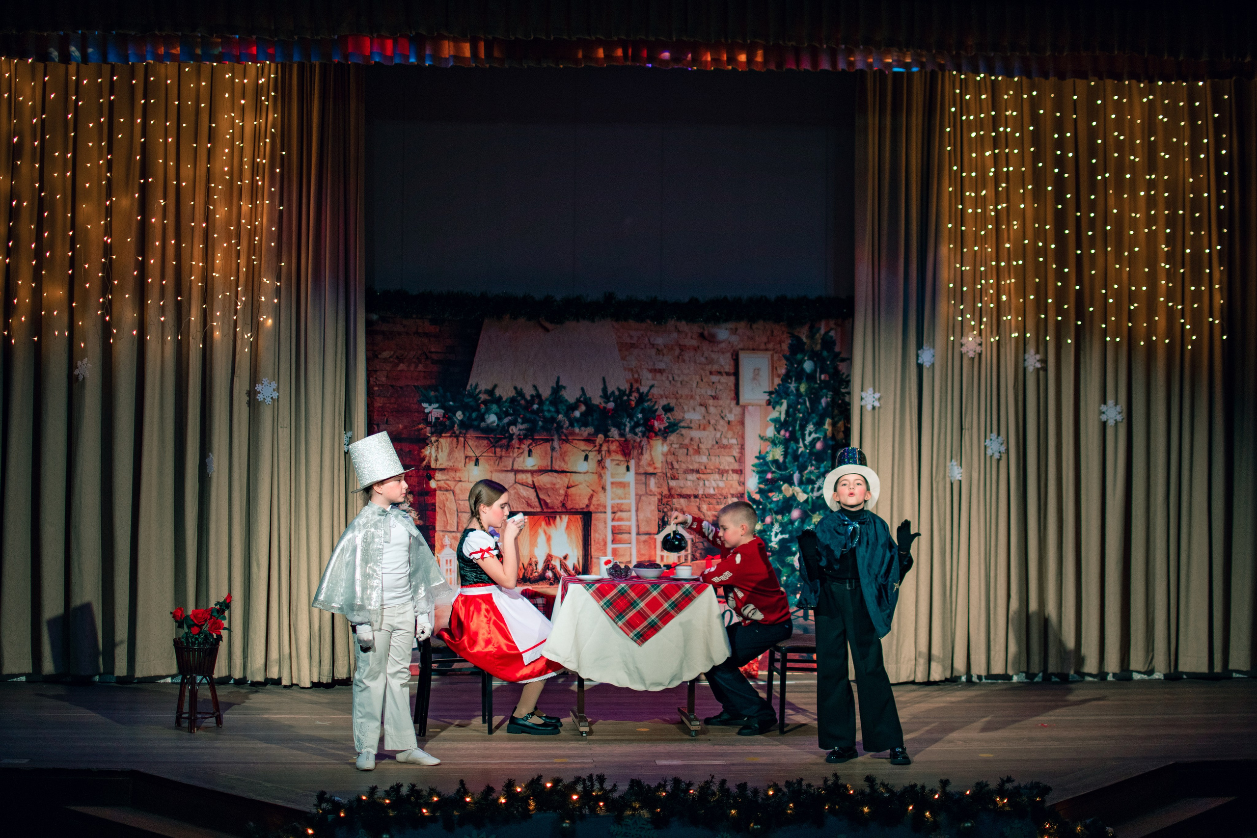 Театральная студия. Семейный и детский фотограф