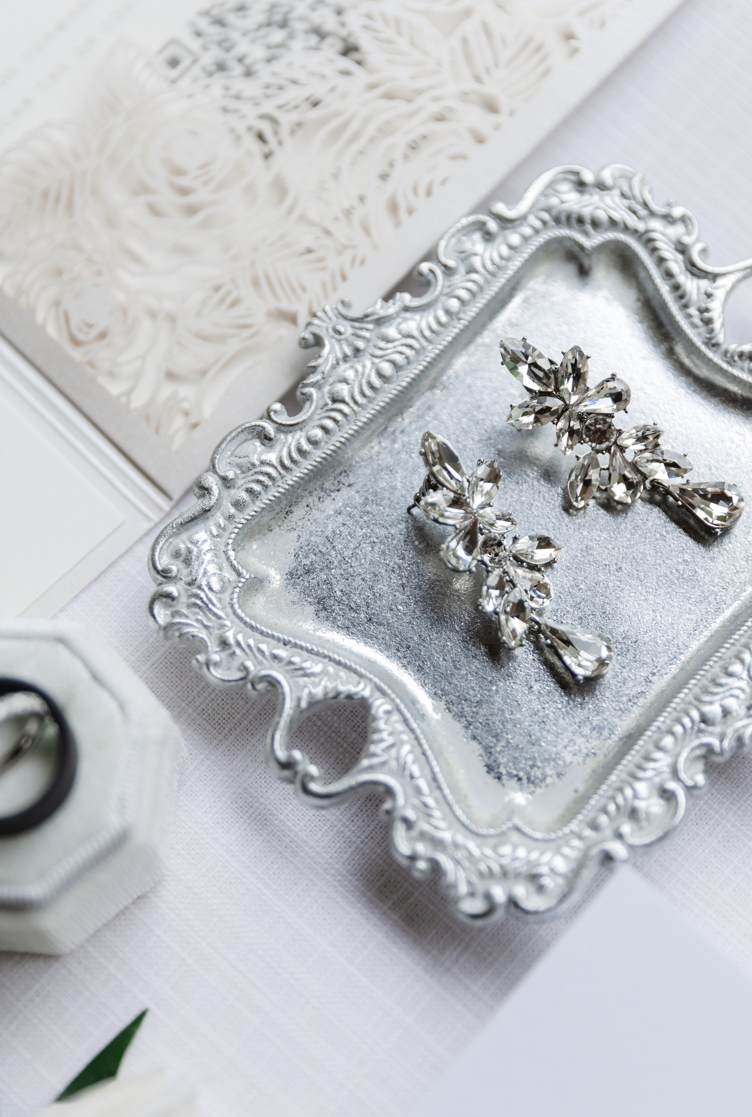 Classic Elegance Meets Modern Love | Martha & Julius at Villa Woodbine. YES I DO PRODUCTION — Wedding photography&videography