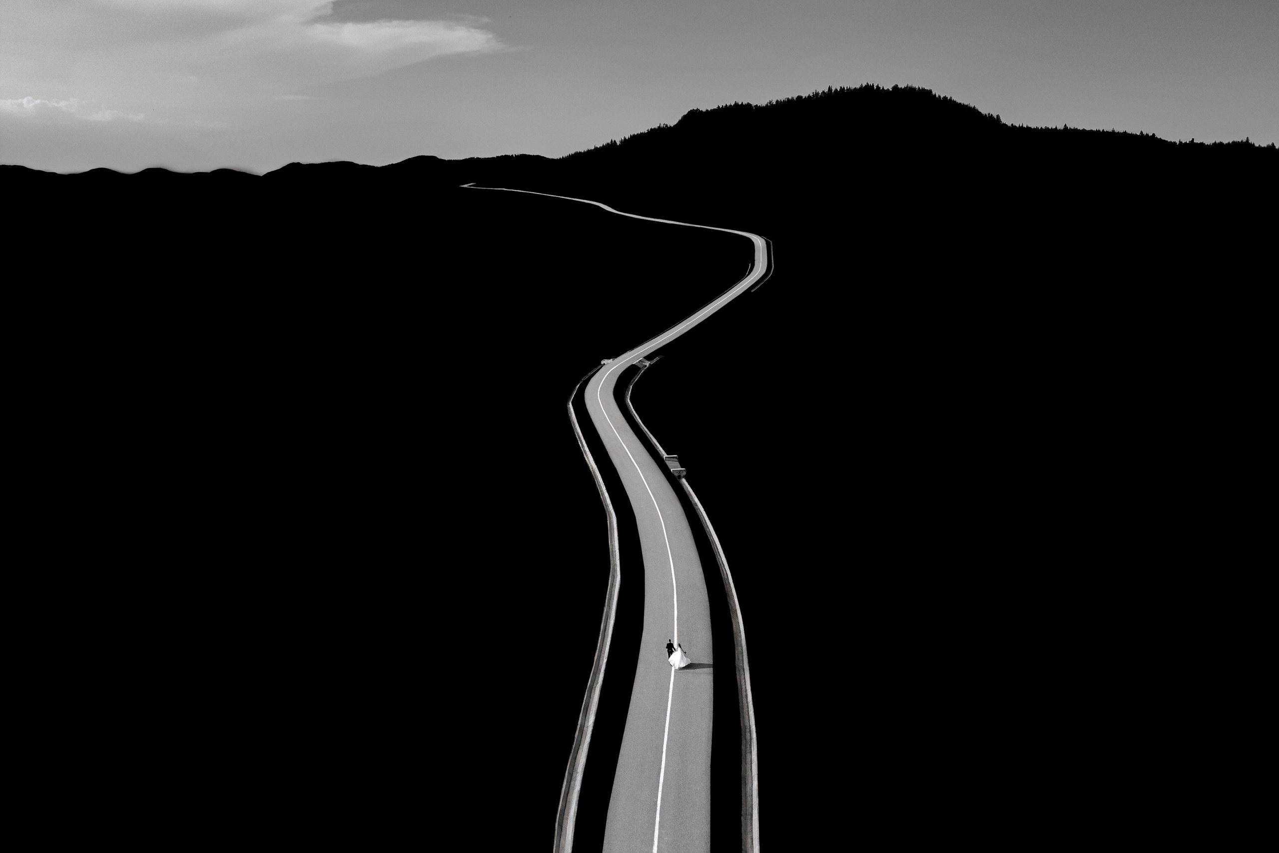 Andreea & Valentin. Raw Studio. Fotograful tau de nunta!