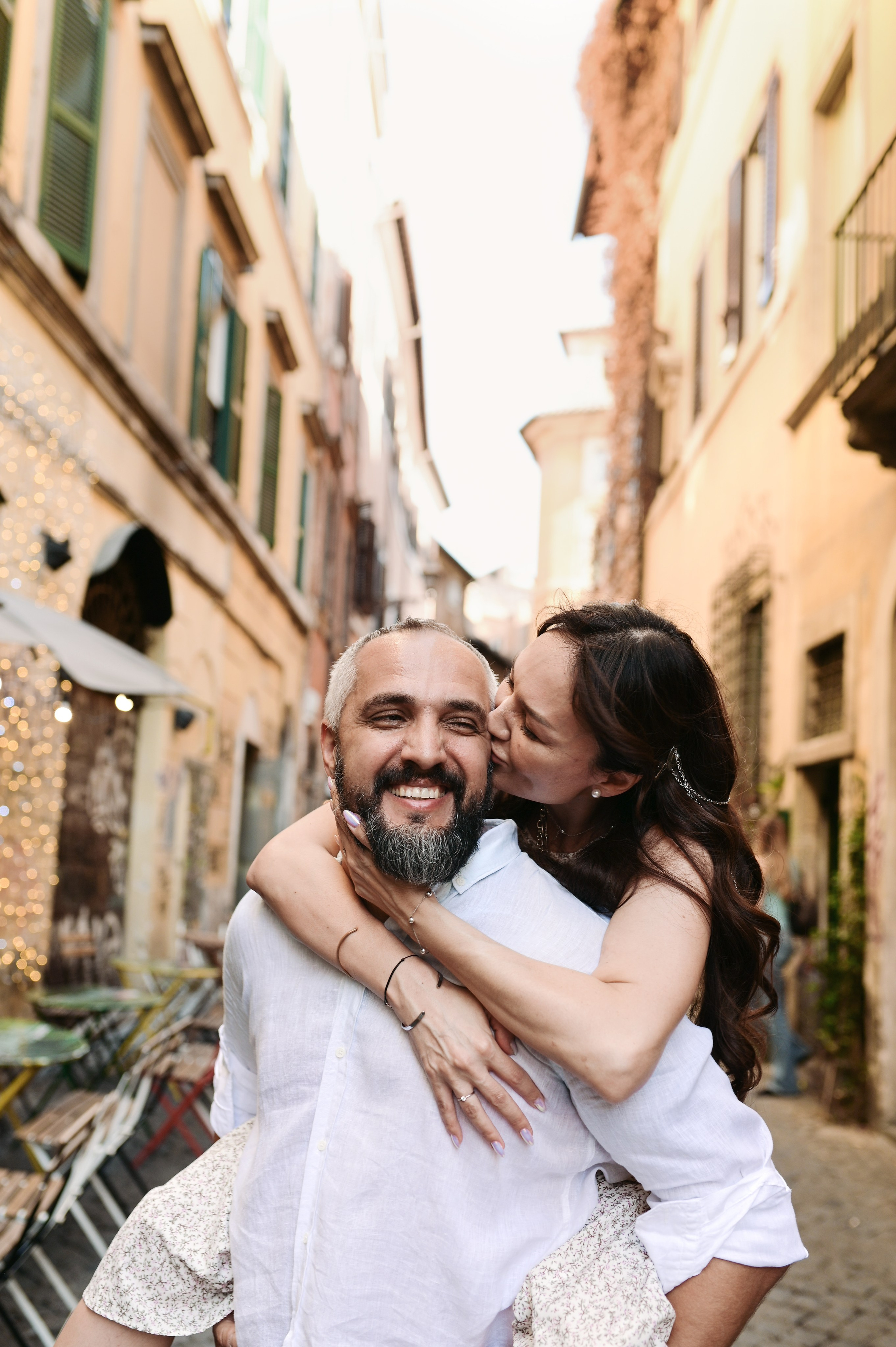 Rome Photoshoot — Couples, Proposals, Elopements & Families