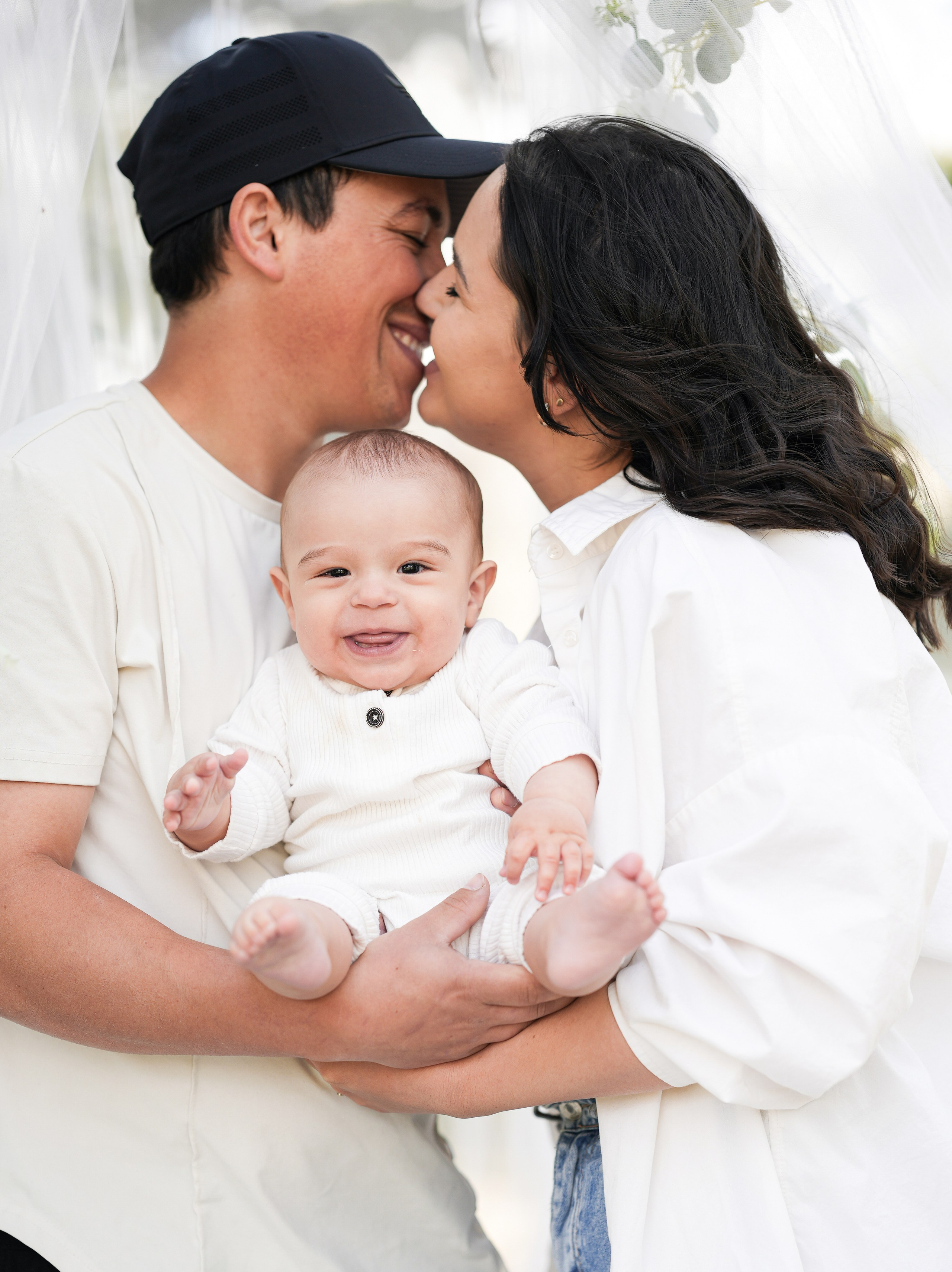 Mother Photo Day. Pashynska Photography | Calgary Wedding & Family Photographer