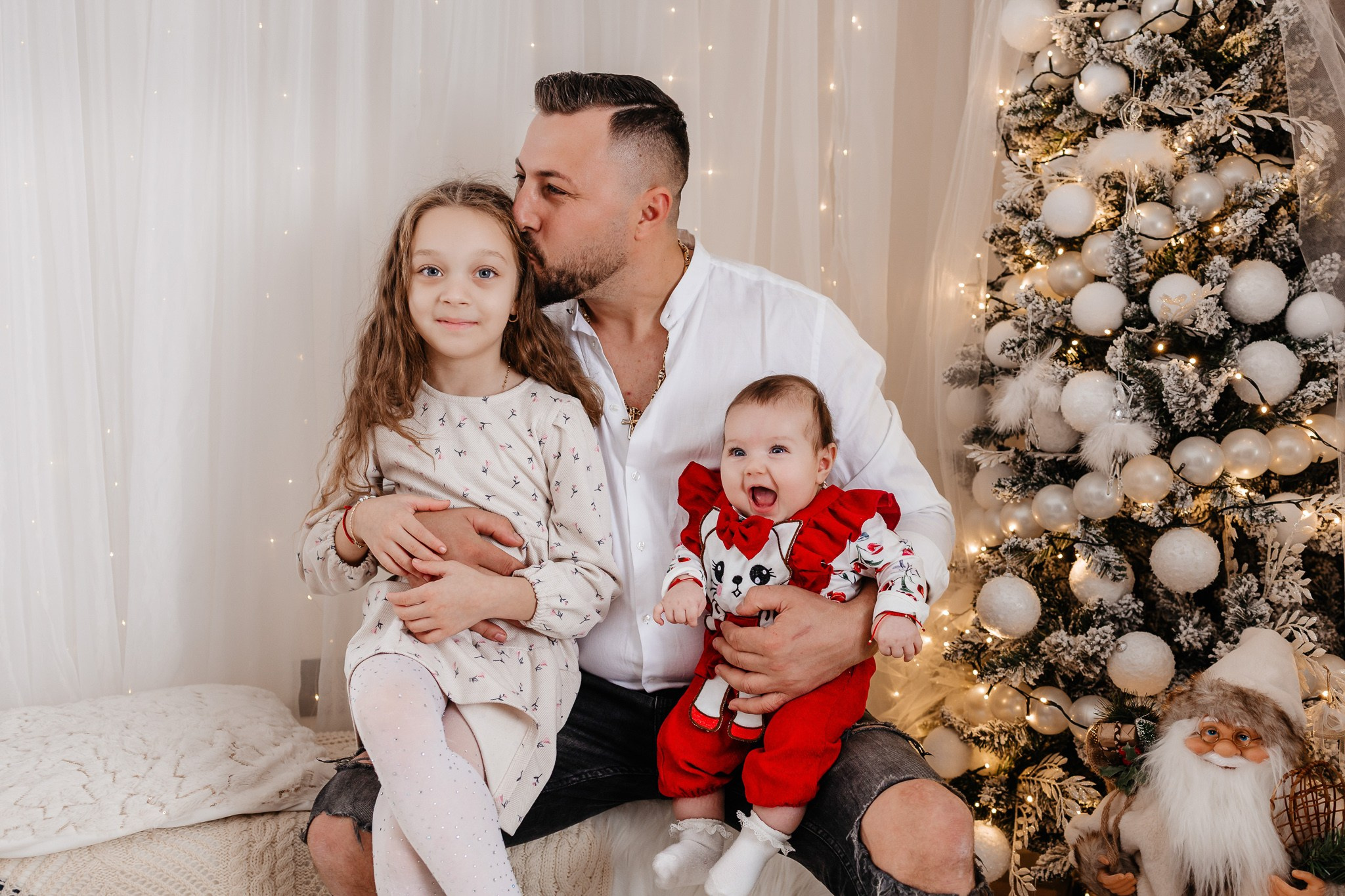 Naturali. Fotograf Profesionist Piatra Neamț, Roman, Târgu Neamț, Bicaz, Neamț | Studio, Nuntă, Botez, Eveniment | FotoACTIV