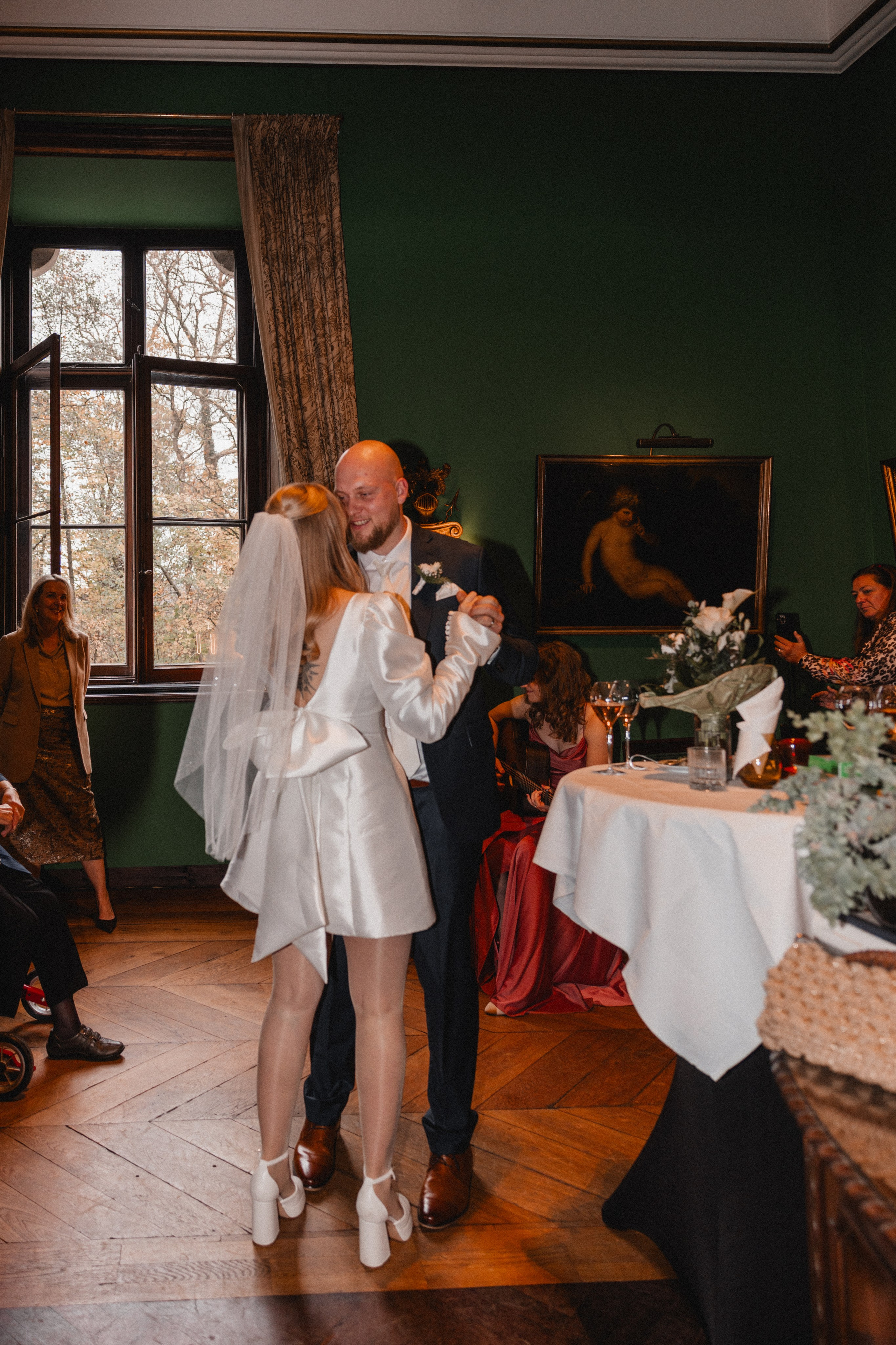 Louisa & Niklas | Schlosshotel Hugenpoet. Photographer in Bochum Dolia Halyna