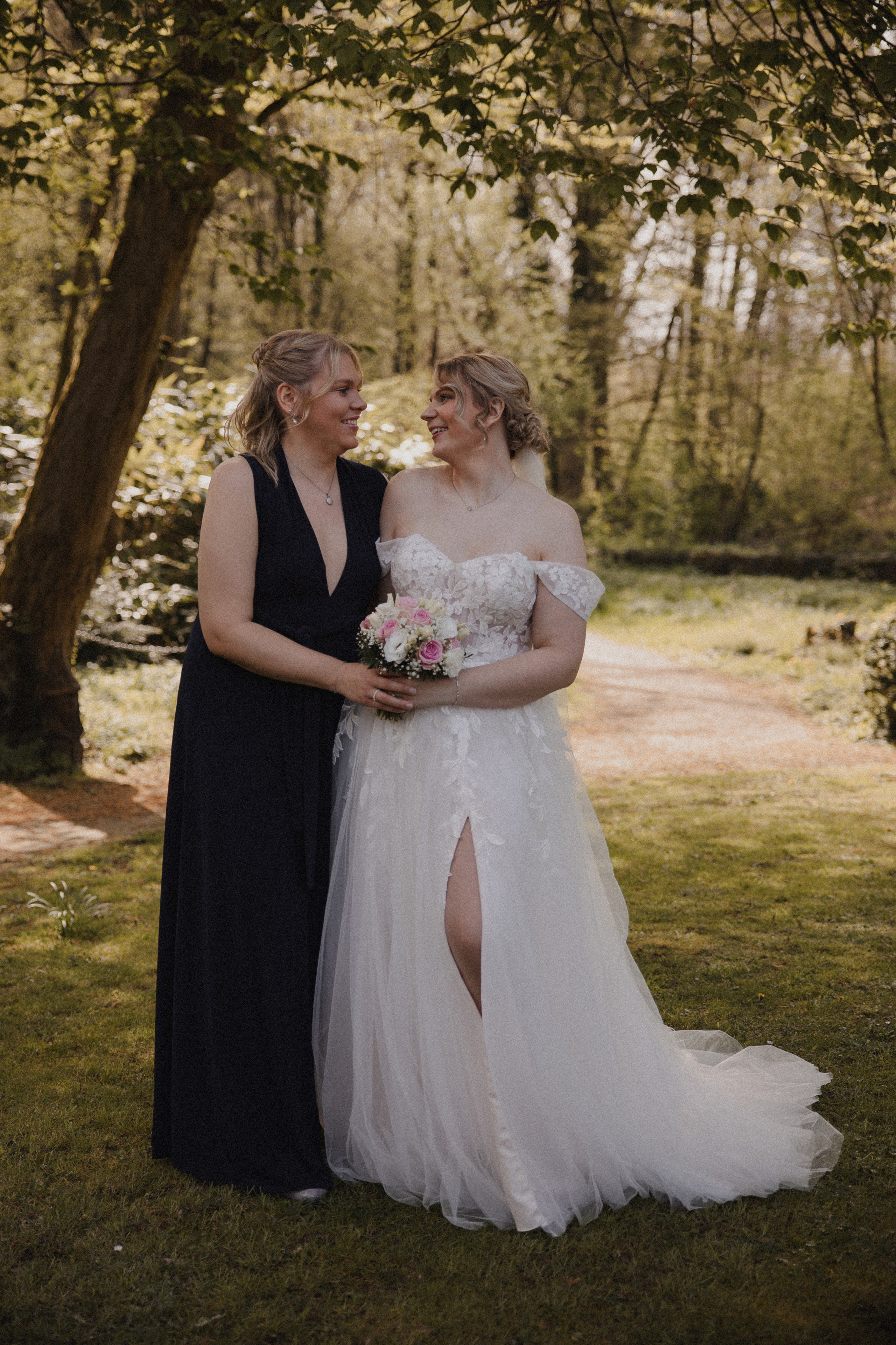 Lorena & Jan l Schloss Sythen. Hochzeitsfotografin Bochum | Halyna Reiche Fotografie NRW