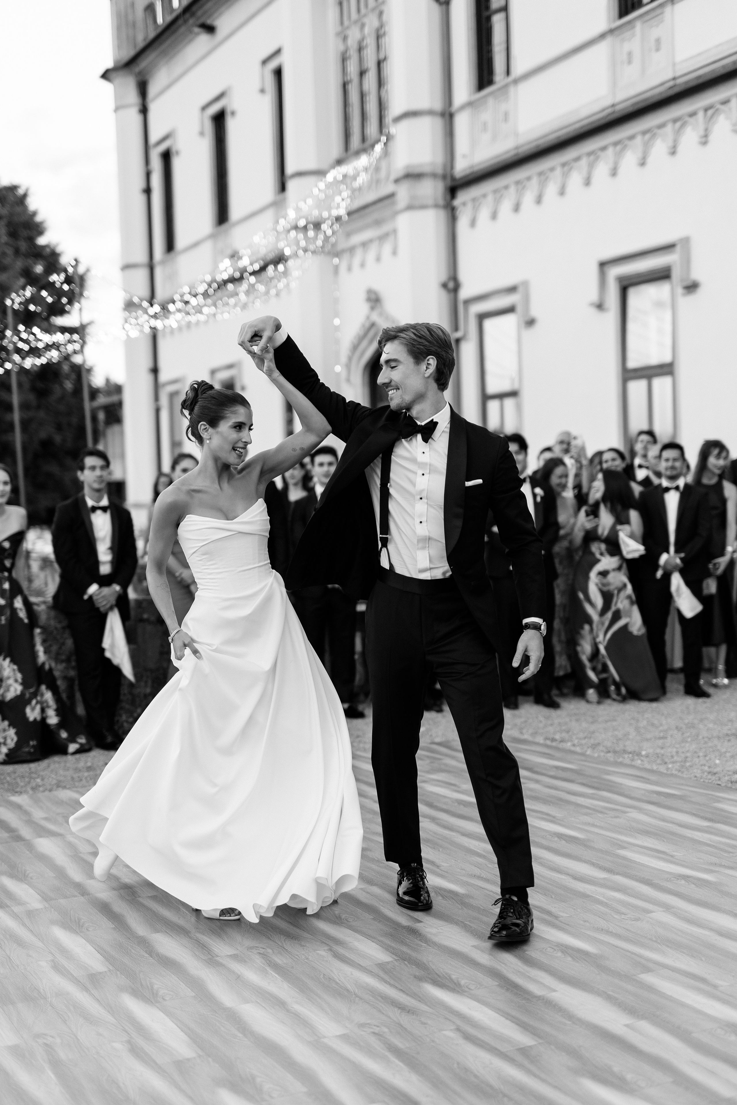 Wedding Photographer Lake Maggiore Como Italy. Wedding Photographer Rome Tuscany Como Sicily Puglia Amalfy Italy- Oksana Savenchuk