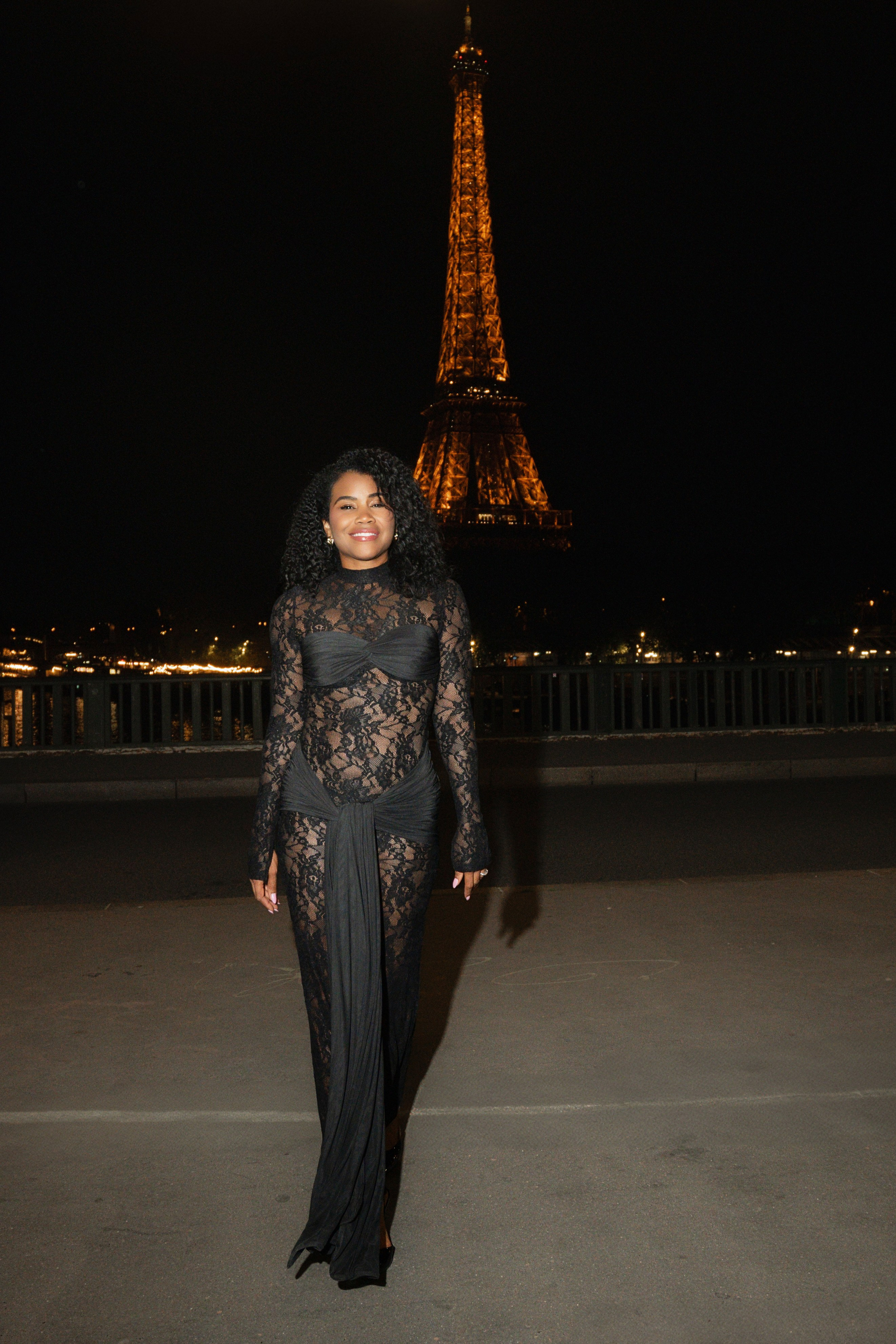 Candice (2h x 2). Photographer in Paris|Solo and groups, portraits & content, couples photo-shoot in Paris at the best locations